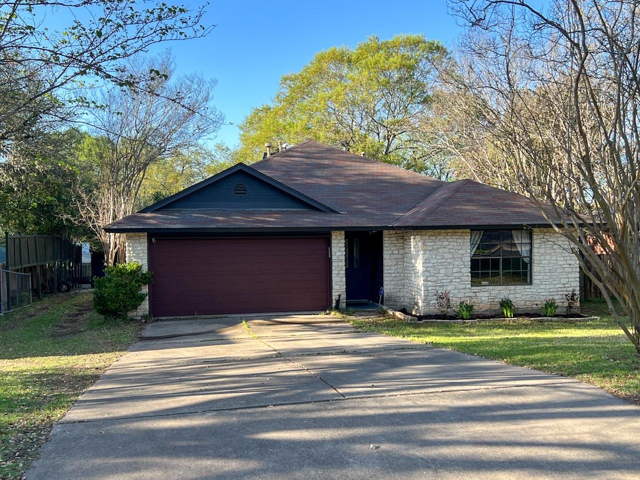 730 Shade Tree Dr Property Photo