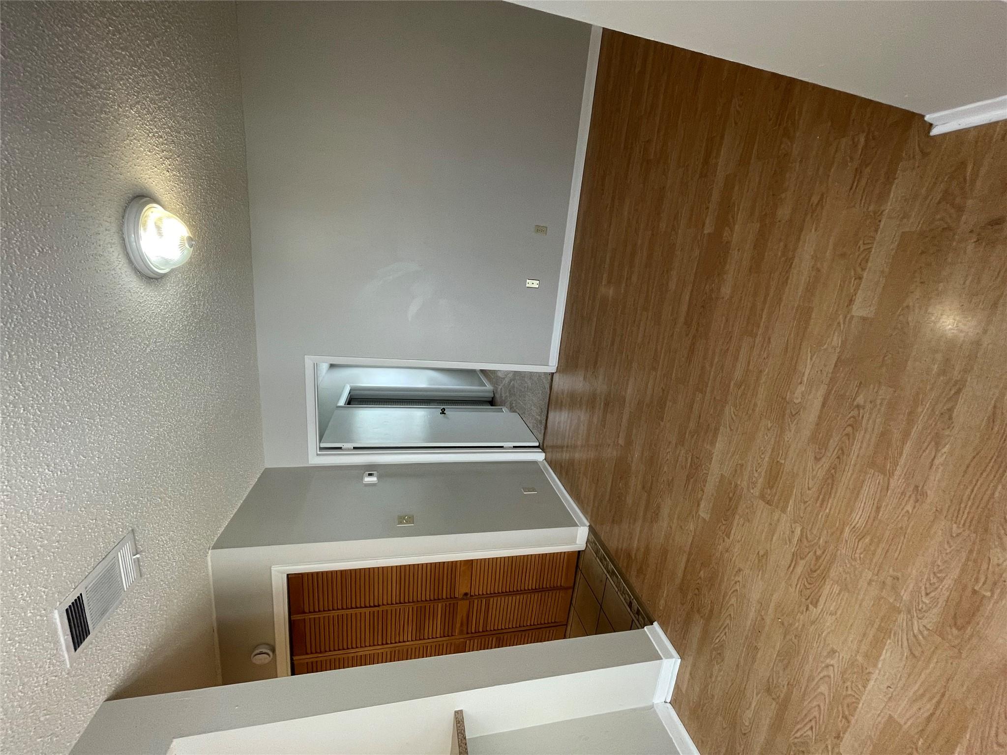 2510 San Gabriel St #302 Property Photo 3