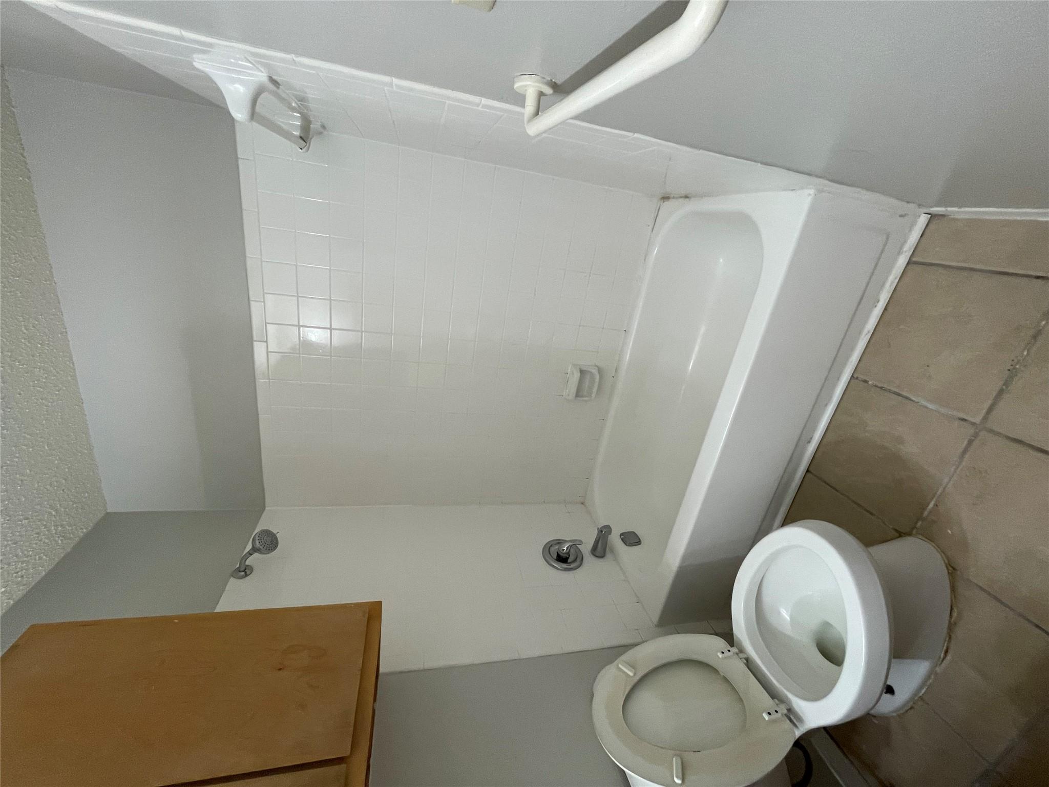 2510 San Gabriel St #302 Property Photo 15