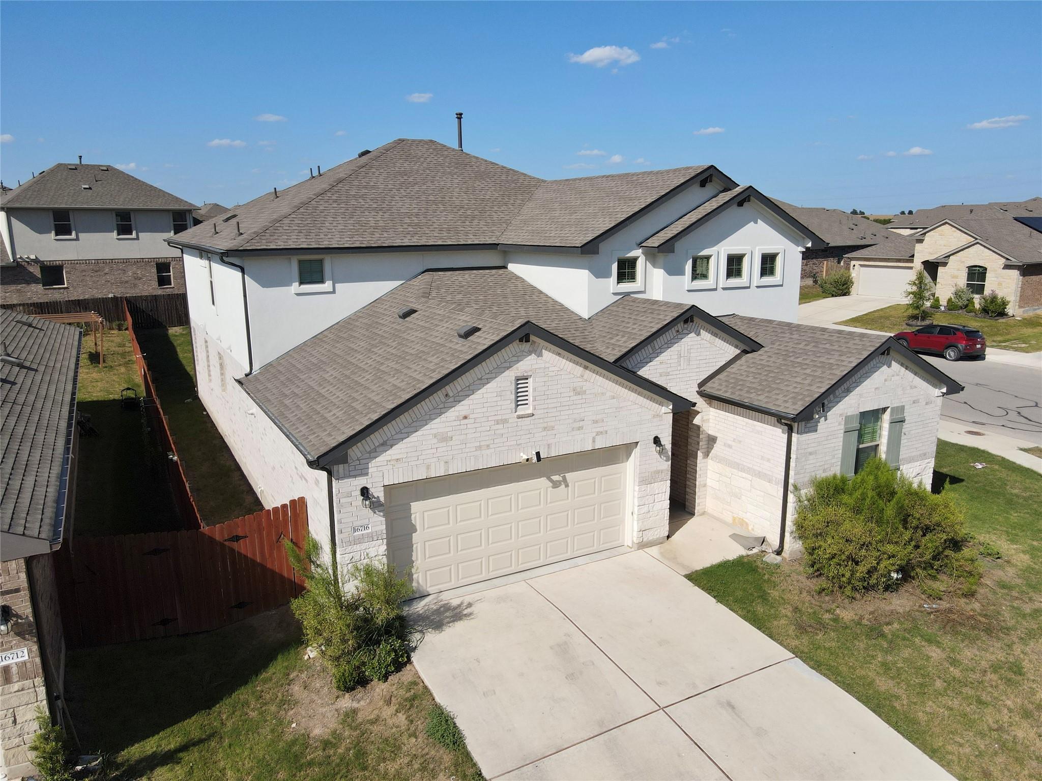 16716 Casa Anna Dr Property Photo 1