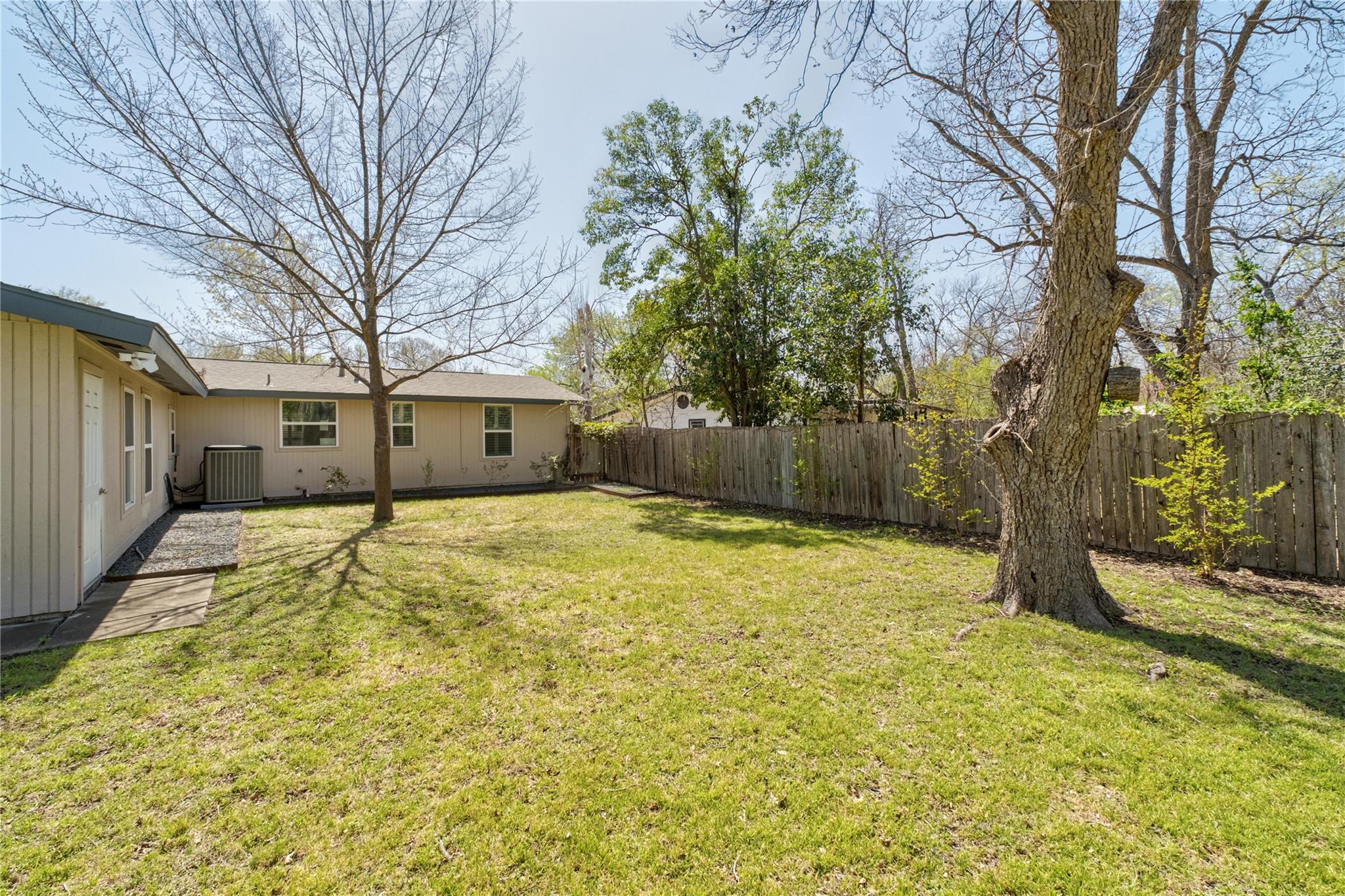 6414 Kenilworth Dr Property Photo 25