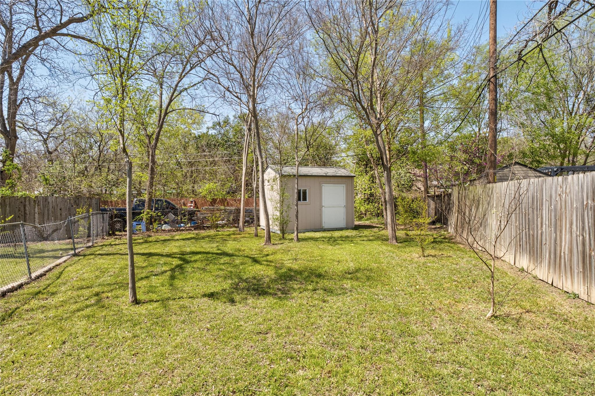 6414 Kenilworth Dr Property Photo 27