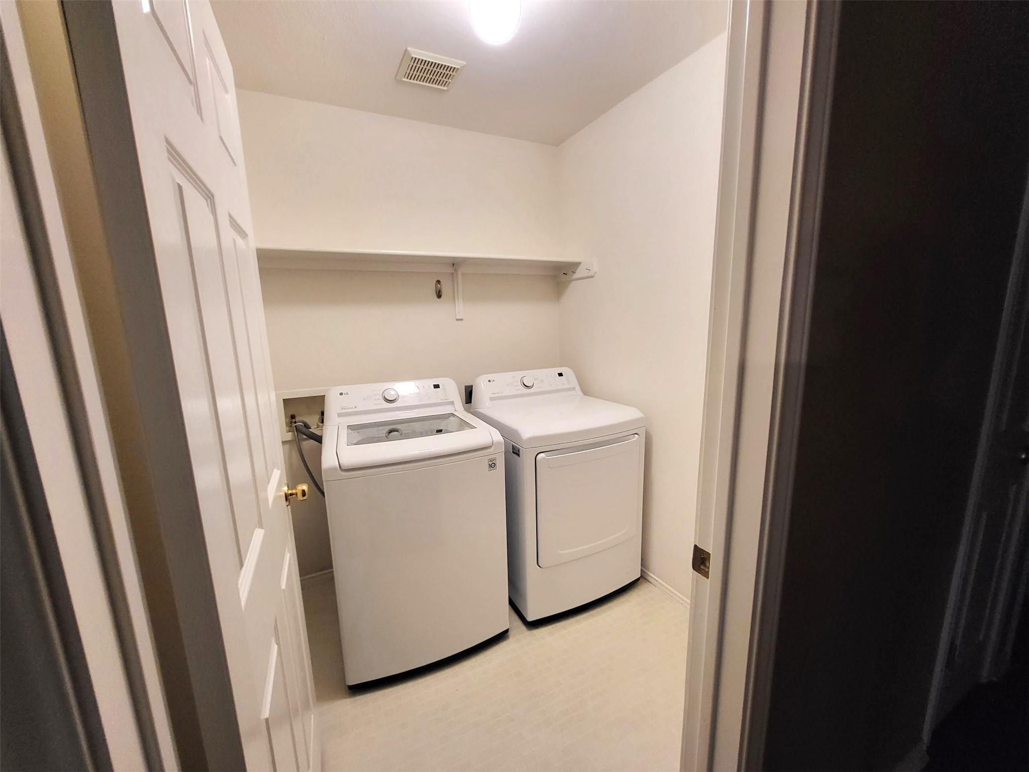 3066 Bent Tree Loop Property Photo 10