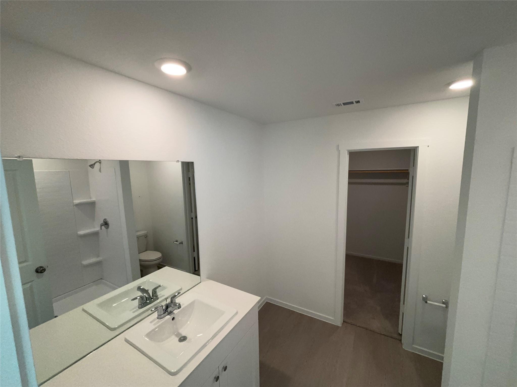 644 Whoopers Loop Property Photo 10