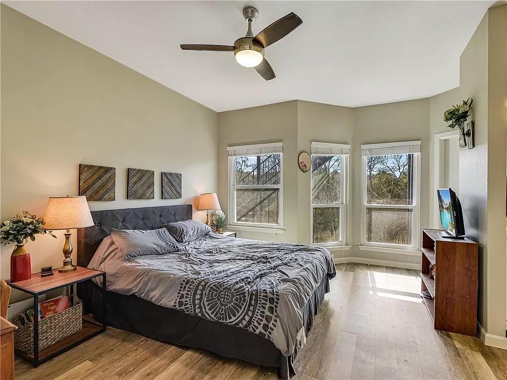 5313 Indio Dr #b Property Photo 9