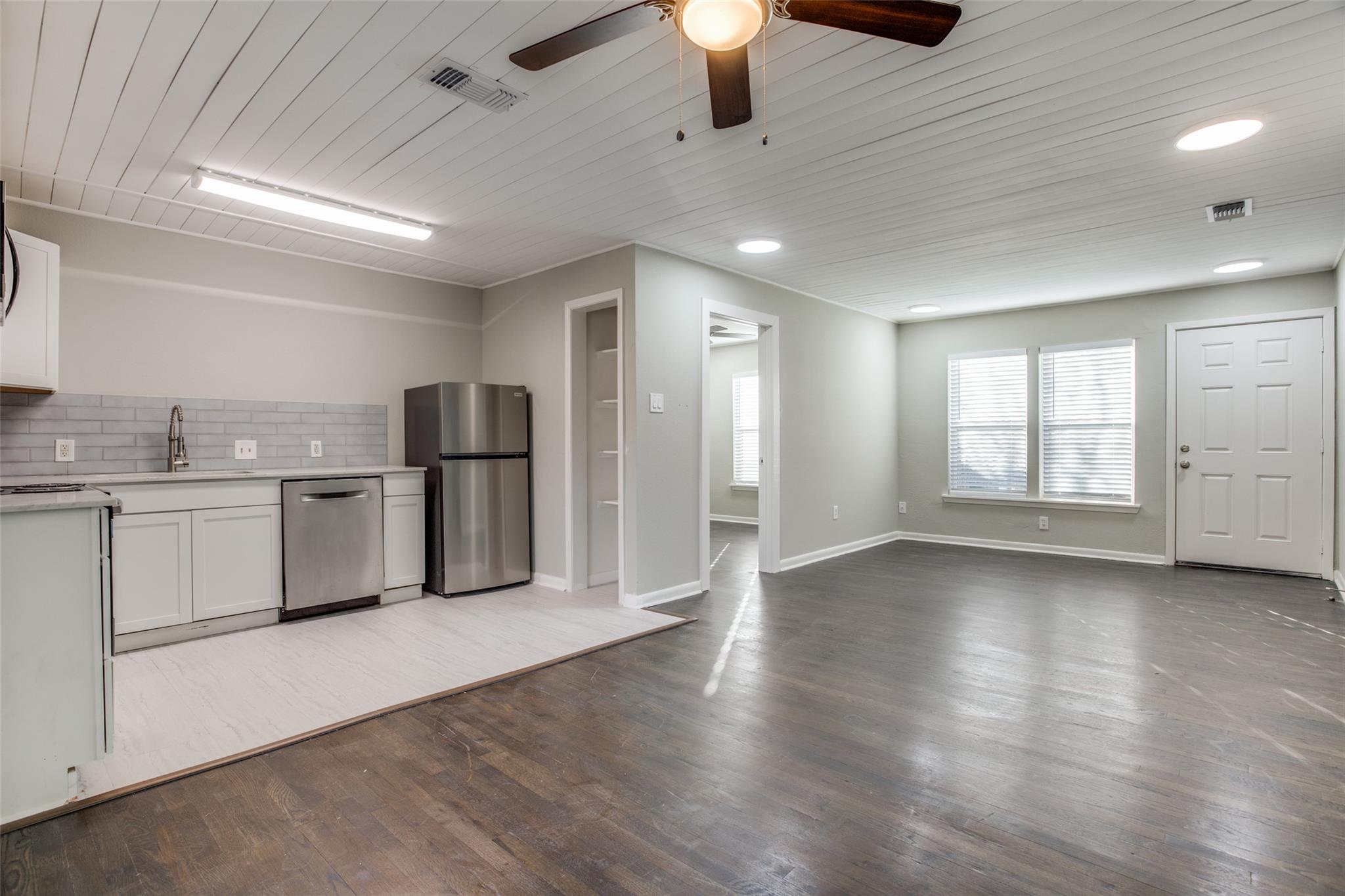 5216 Mccarty None W #7 Property Photo 12