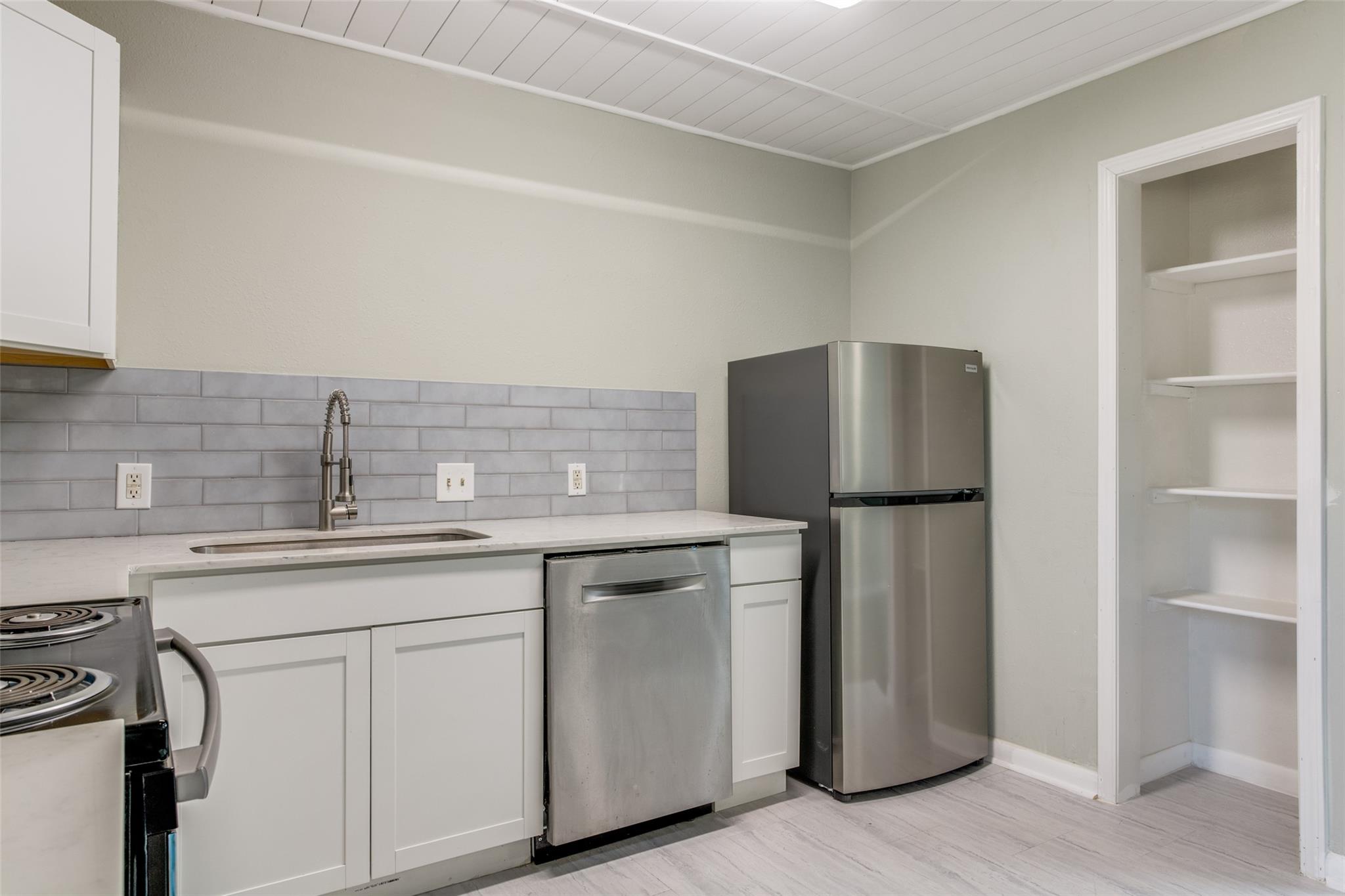 5216 Mccarty None W #7 Property Photo 14