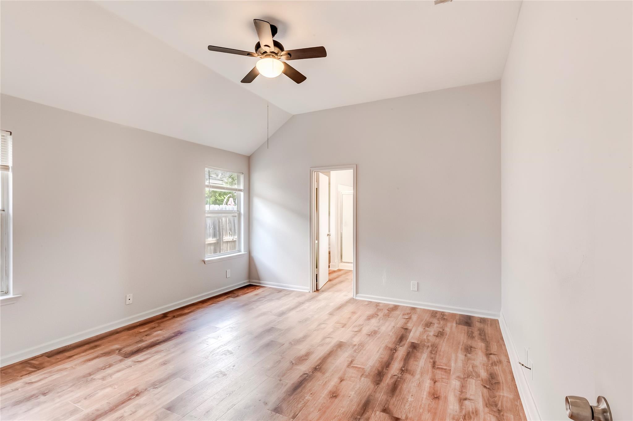 3507 Crownover St Property Photo 17