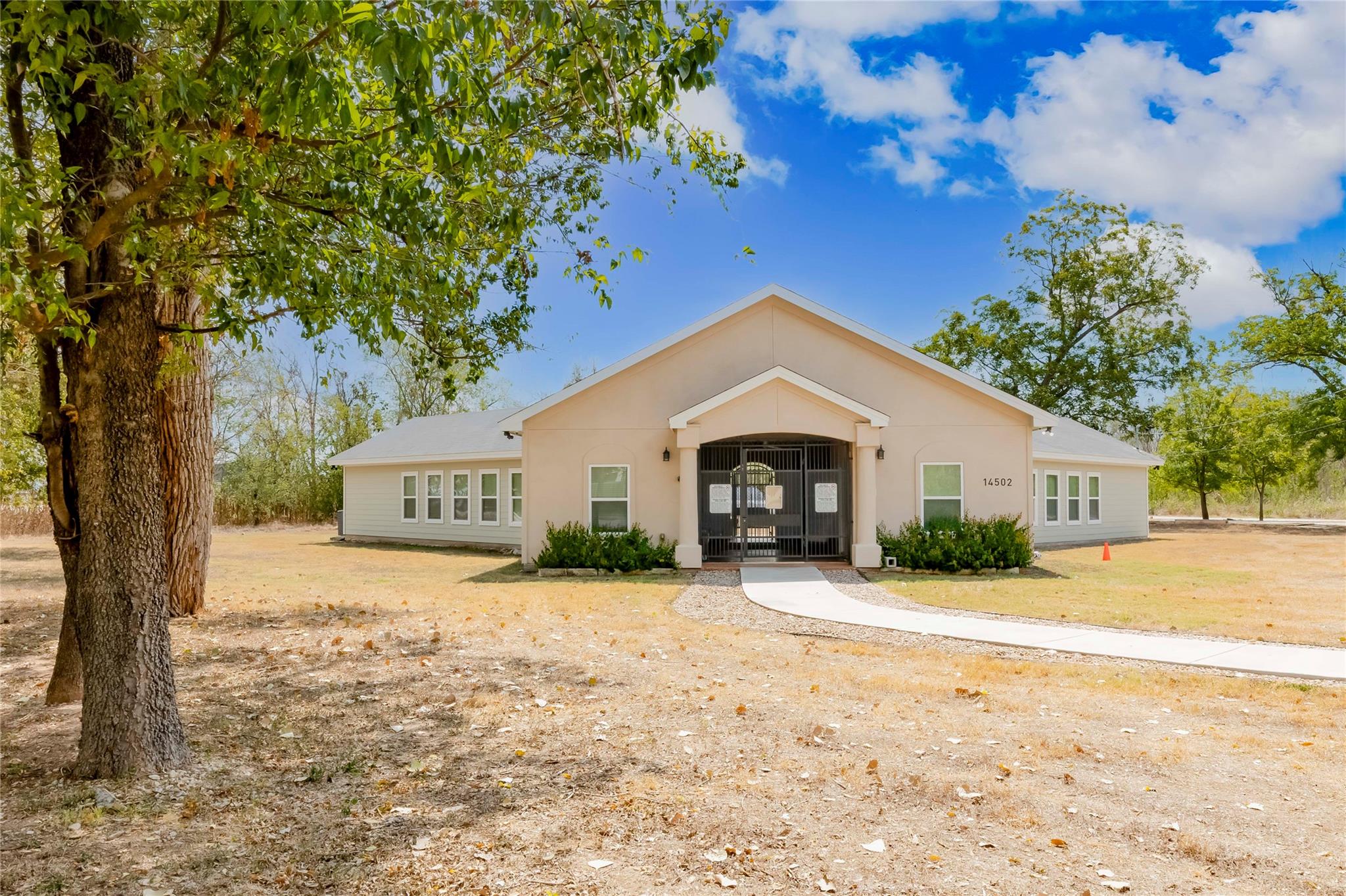 3507 Crownover St Property Photo 40