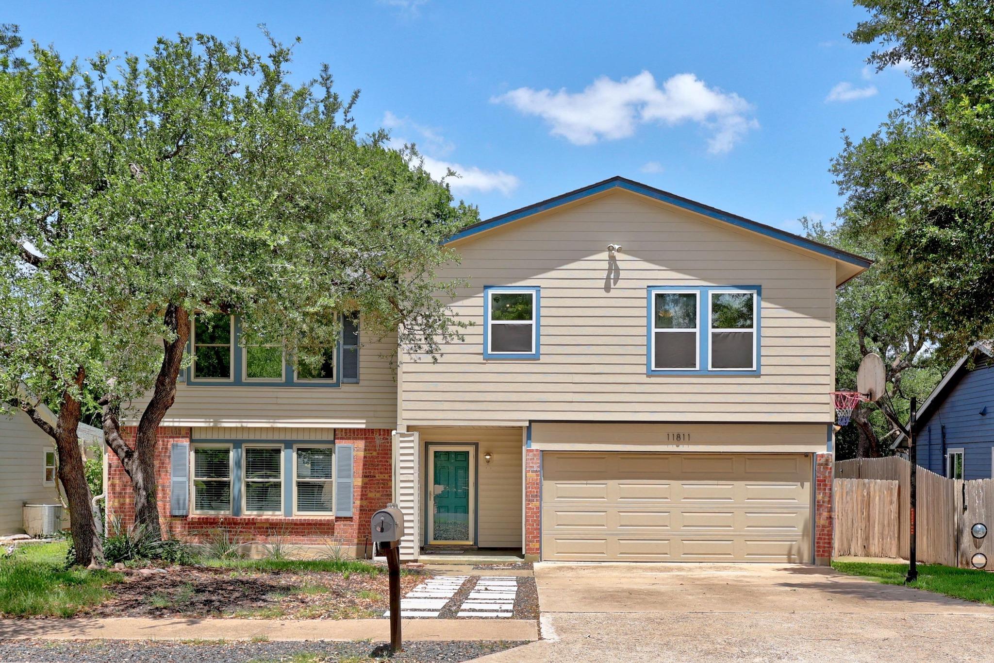 11811 Buggy Whip Trl Property Photo 2