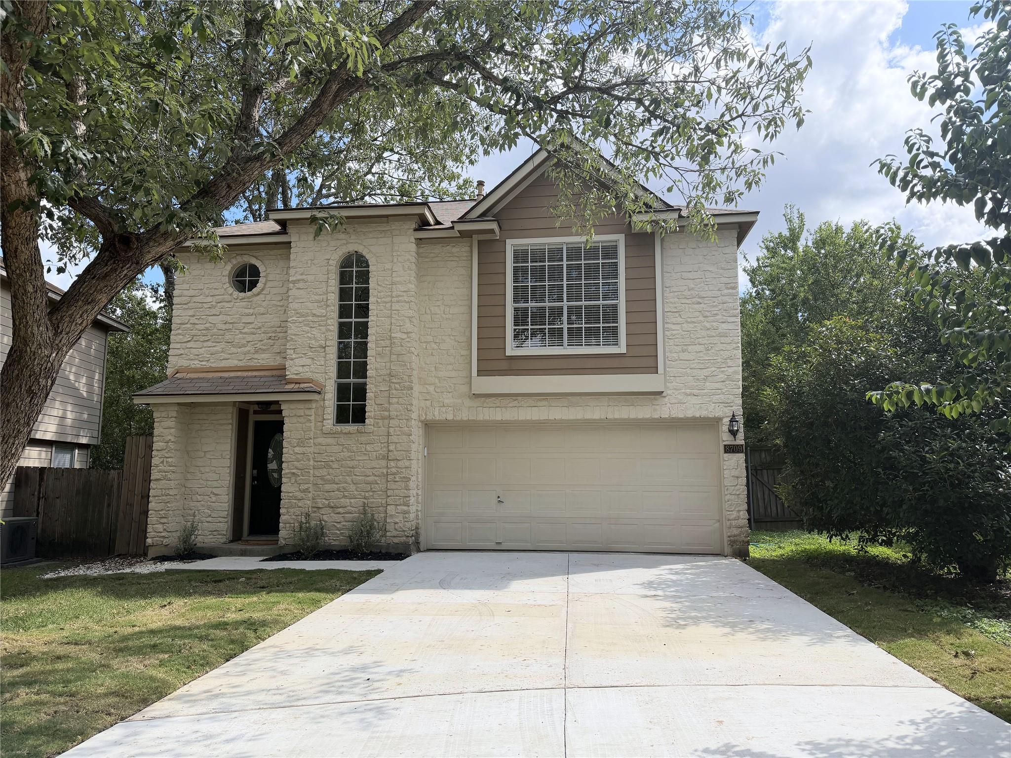8709 Cretys Cv Property Photo 1