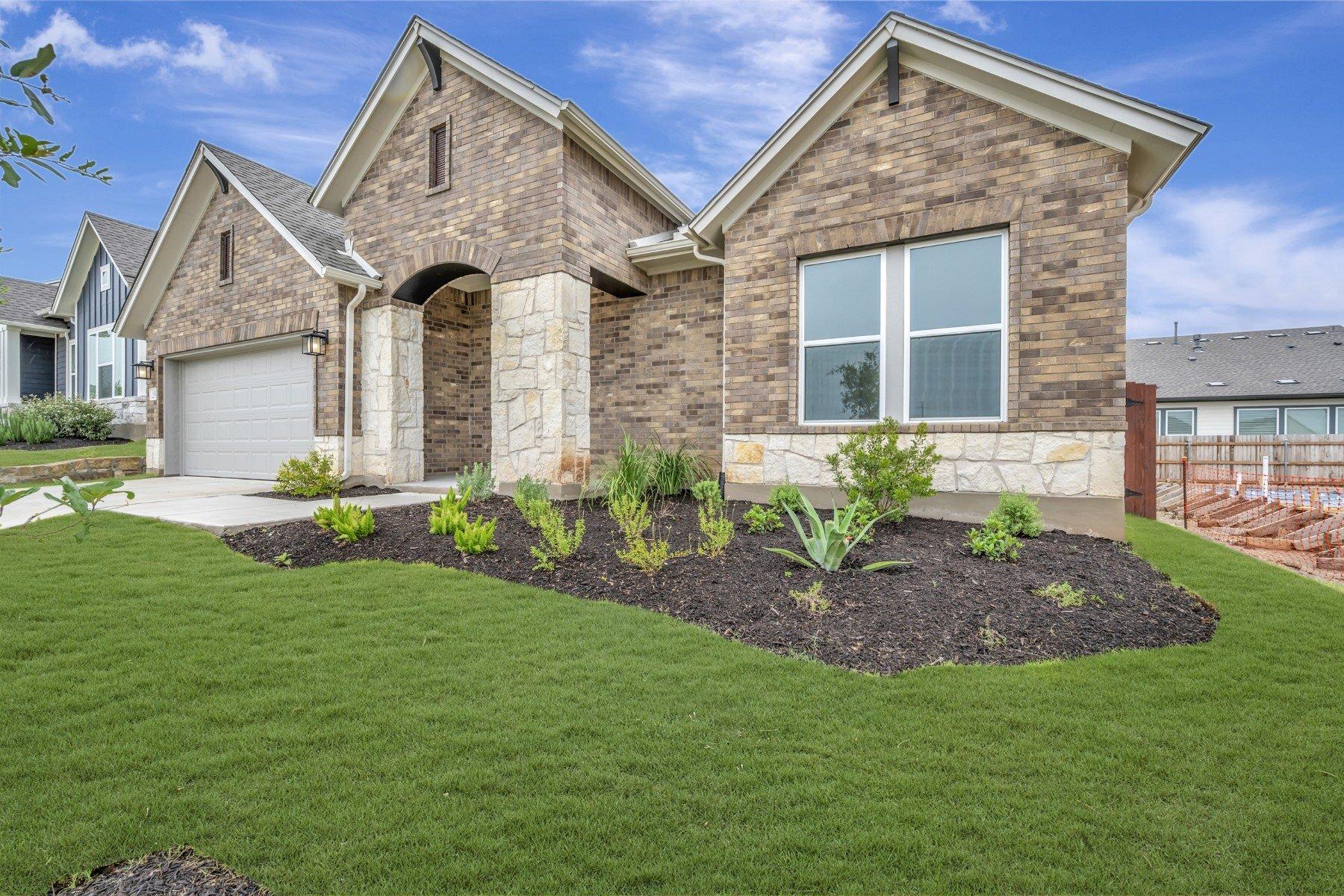 311 Flowering Senna Dr Property Photo 2