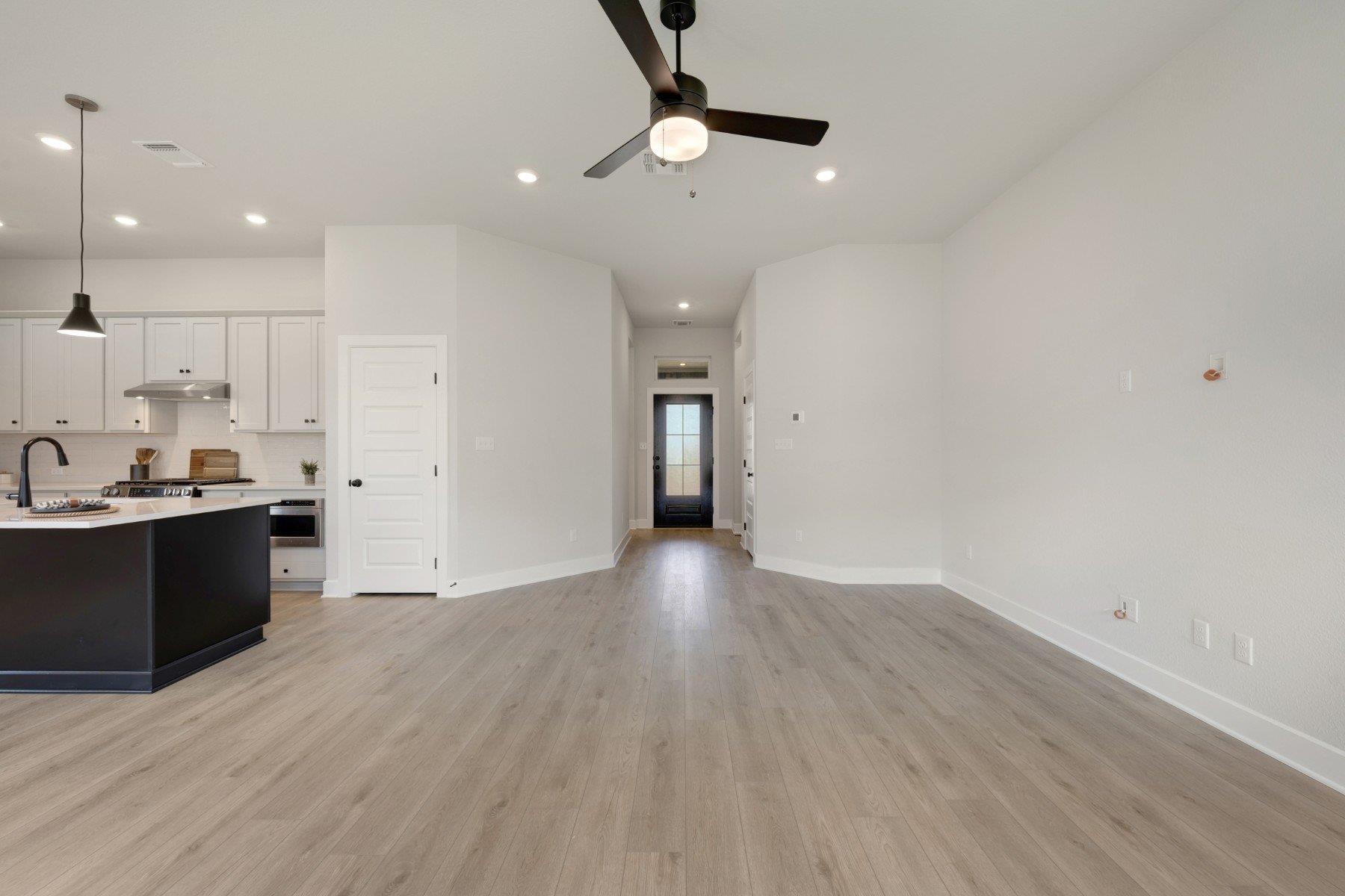 311 Flowering Senna Dr Property Photo 10