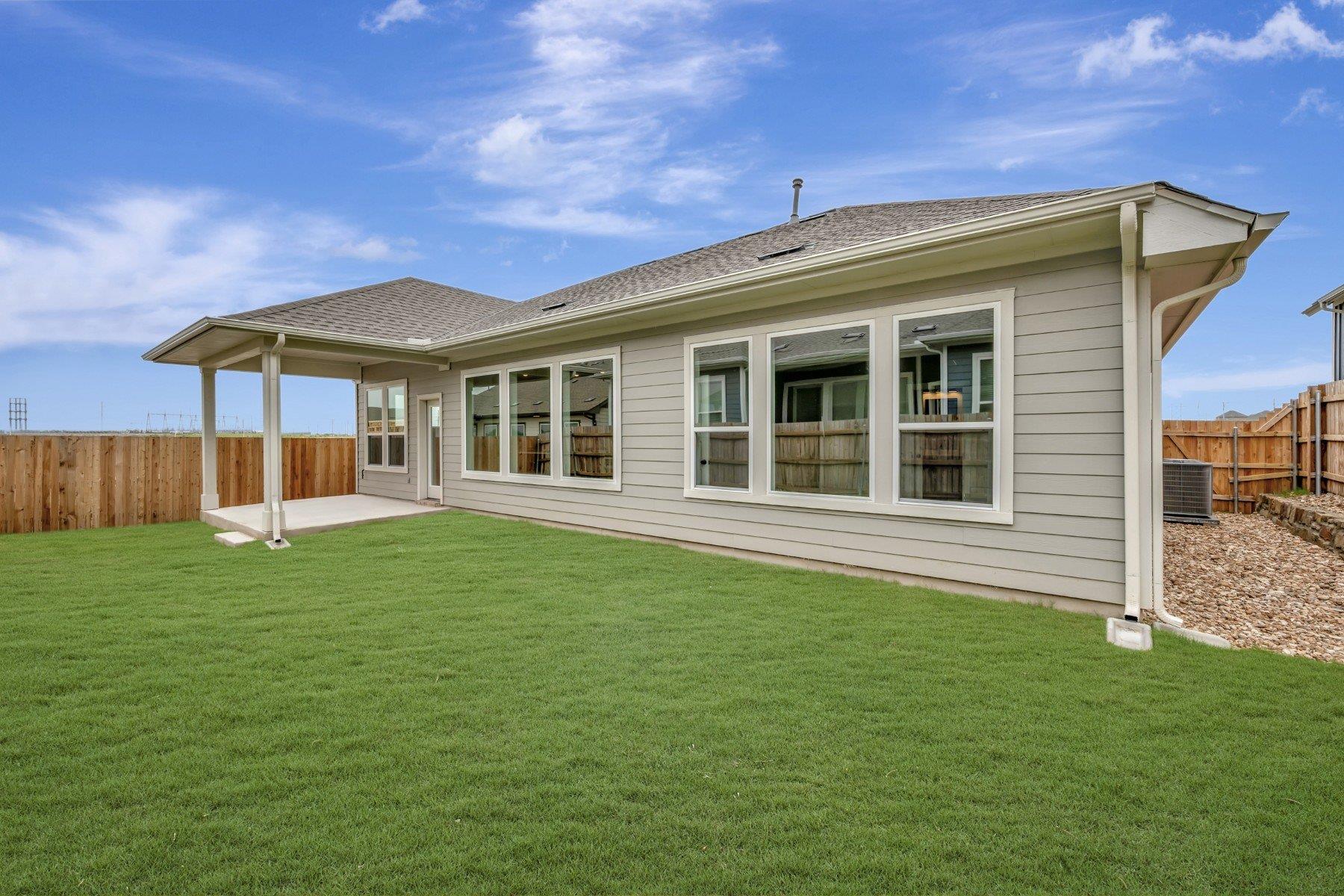 311 Flowering Senna Dr Property Photo 21