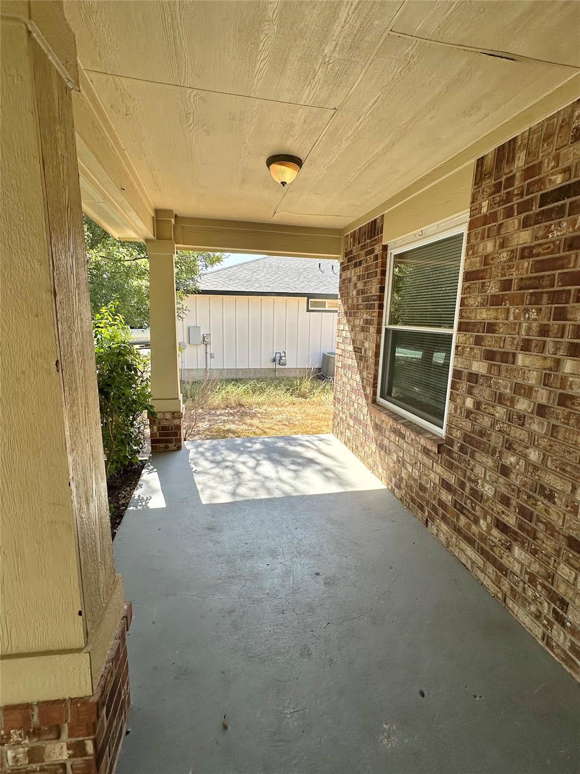 6913 Sabrina Dr Property Photo 3