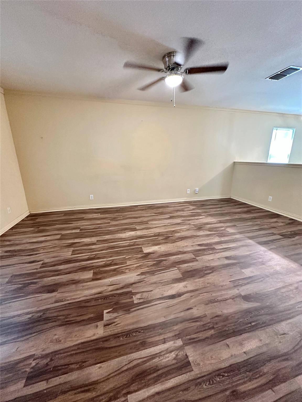 6913 Sabrina Dr Property Photo 5