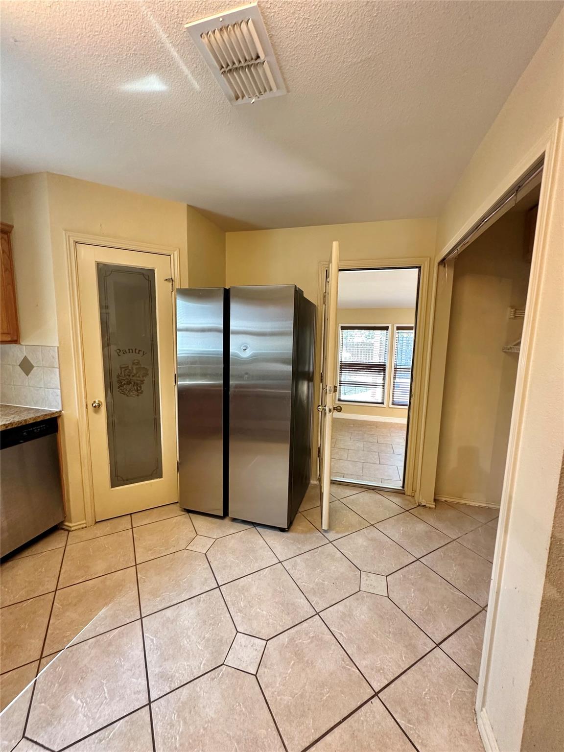 6913 Sabrina Dr Property Photo 11