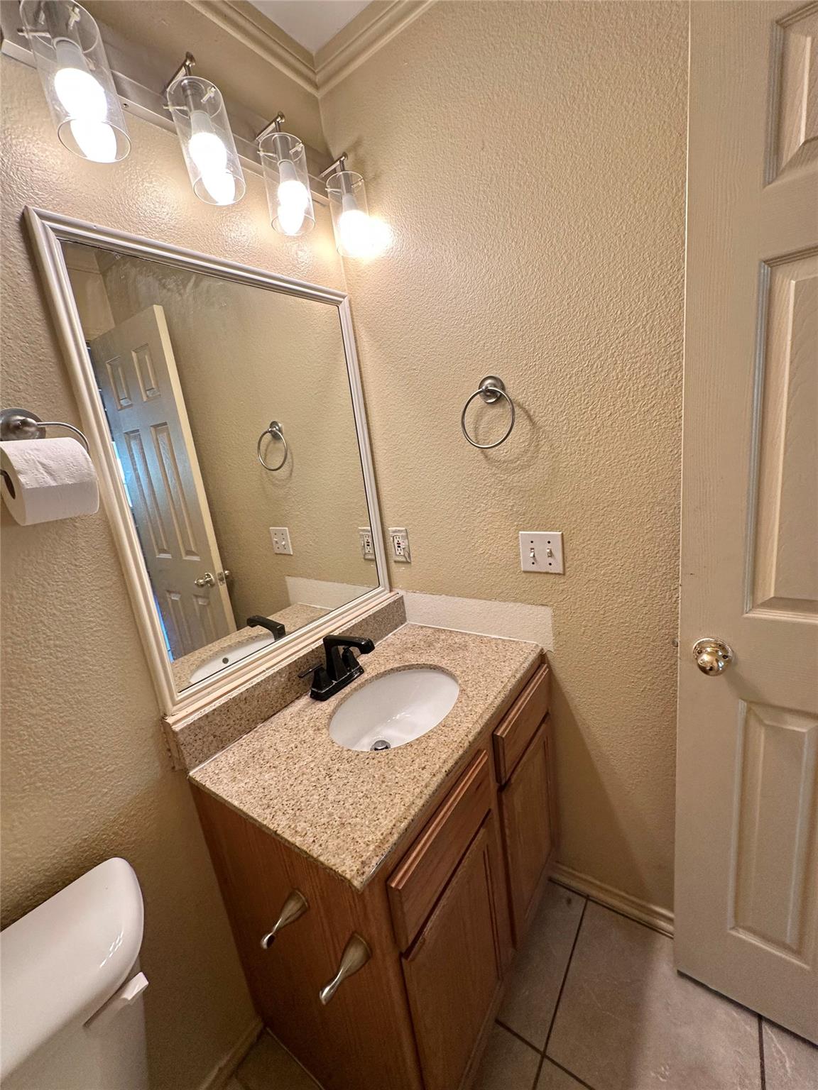 6913 Sabrina Dr Property Photo 18