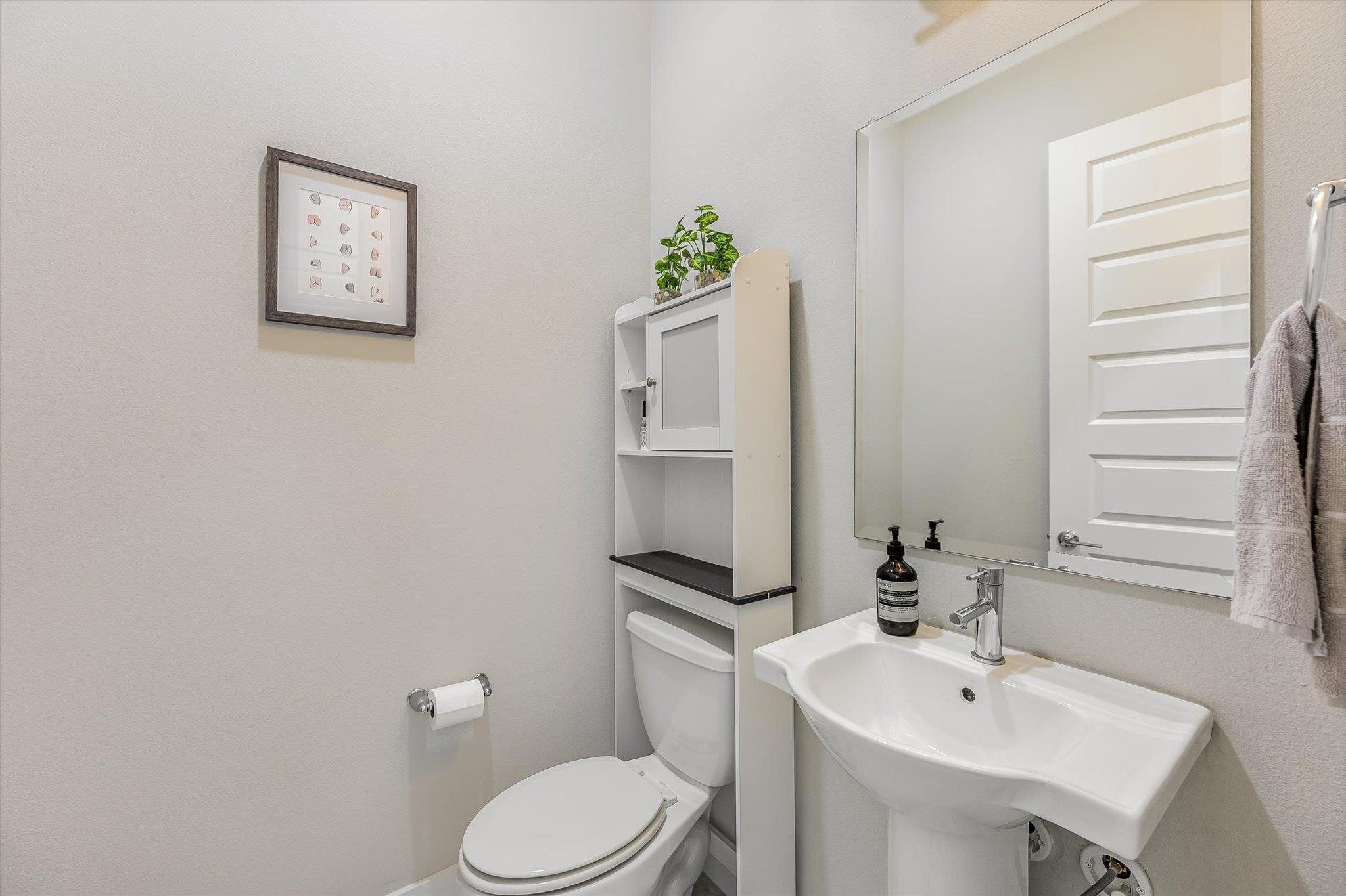 3108 E 51st St #903 Property Photo 8