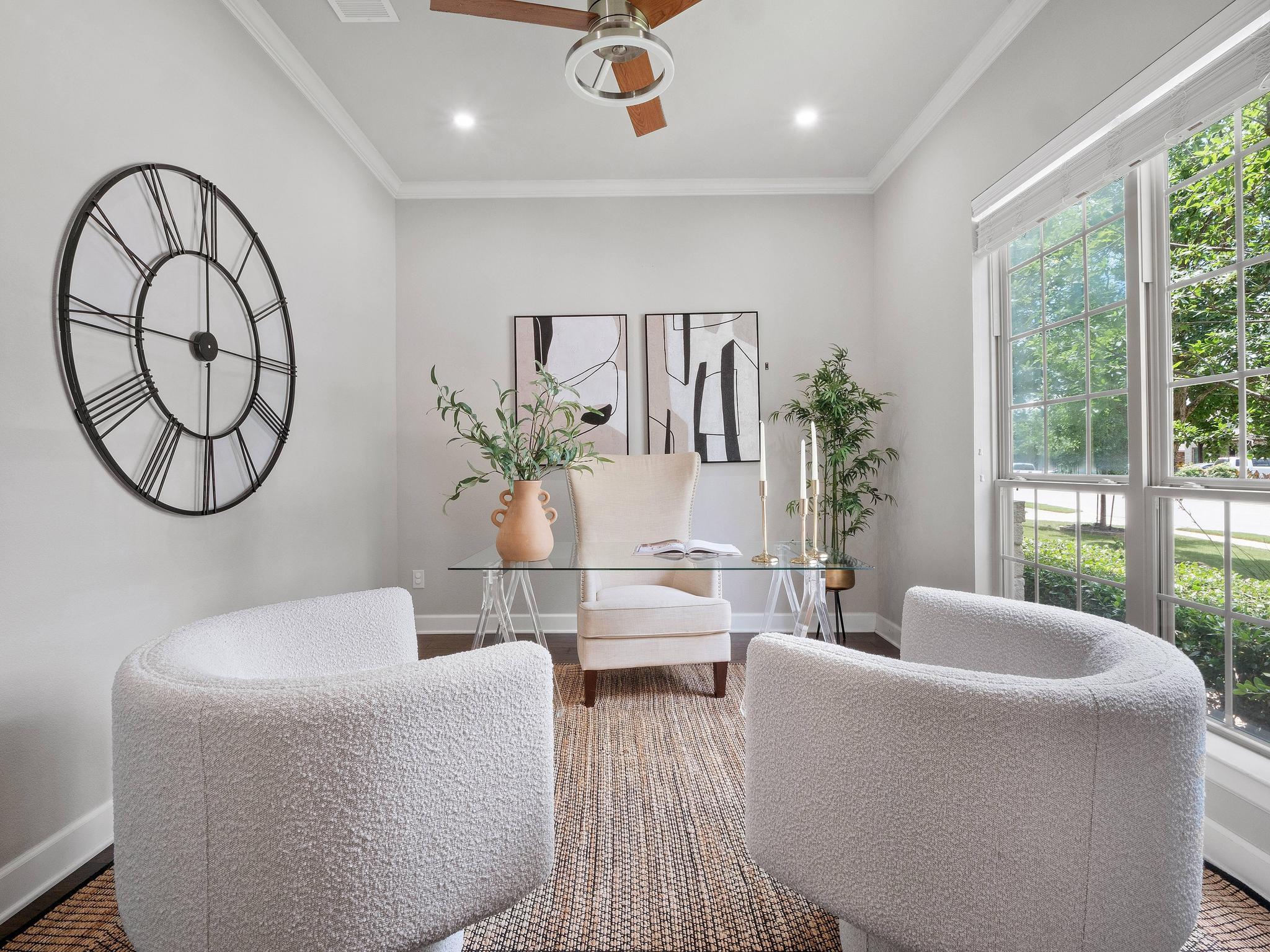 116 Claiborne Lake Ln Property Photo 3