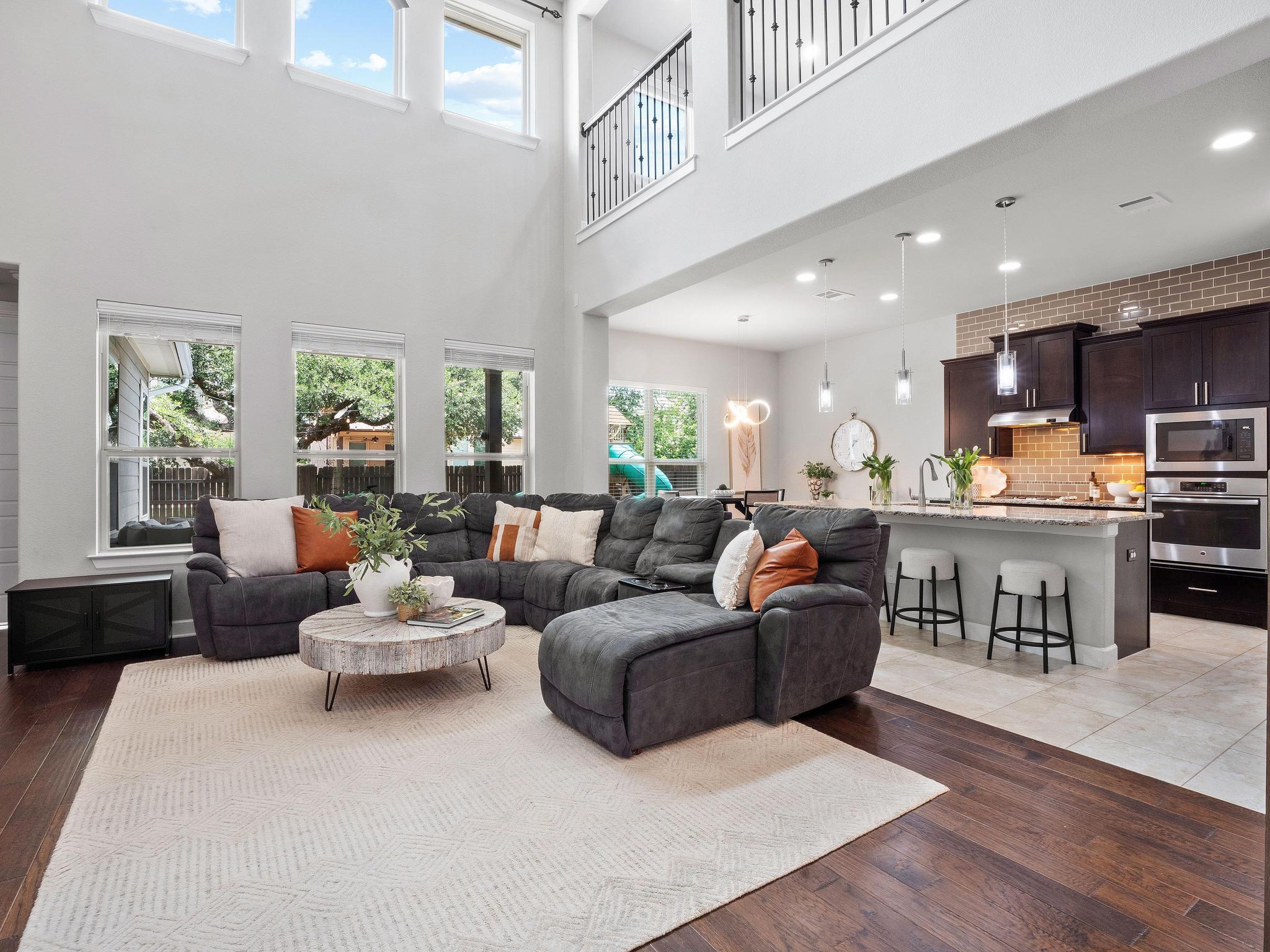 116 Claiborne Lake Ln Property Photo 7