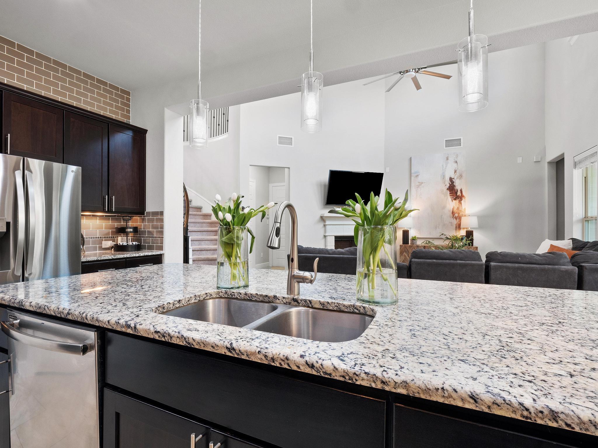 116 Claiborne Lake Ln Property Photo 14