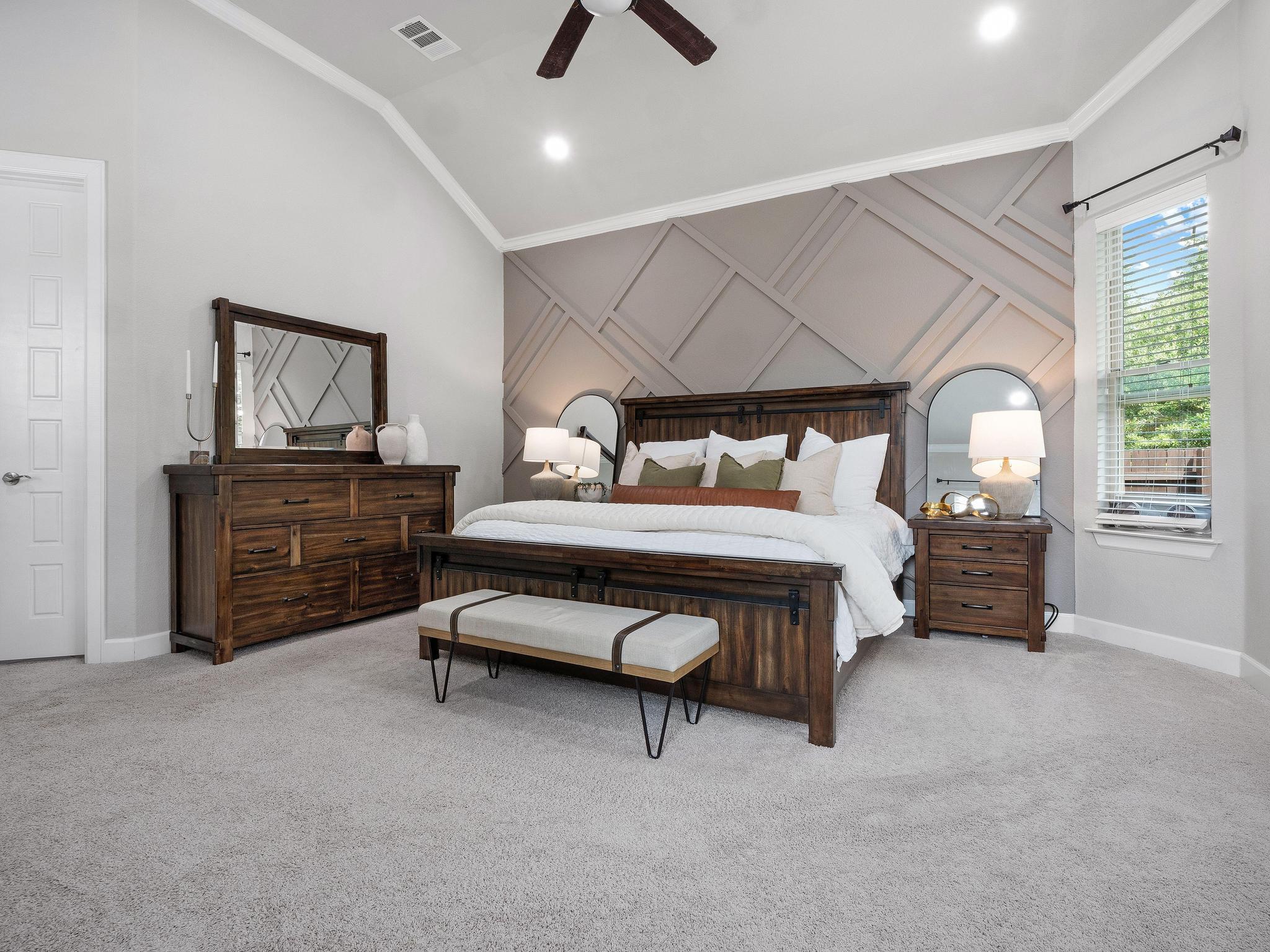 116 Claiborne Lake Ln Property Photo 17