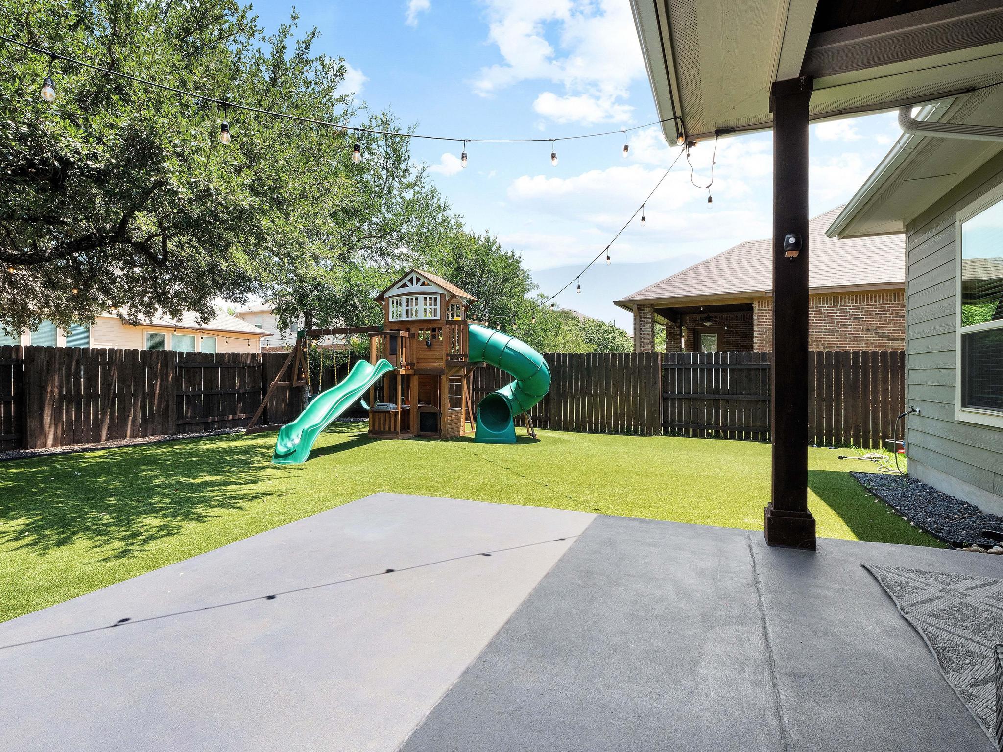 116 Claiborne Lake Ln Property Photo 33