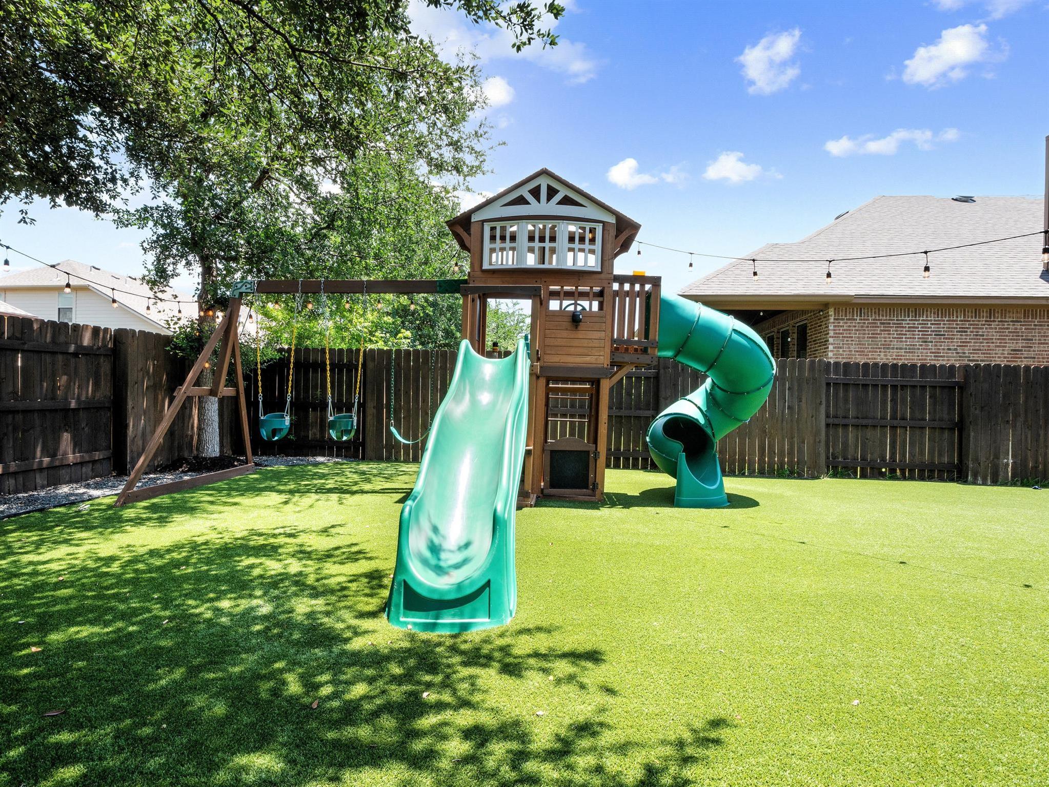 116 Claiborne Lake Ln Property Photo 34