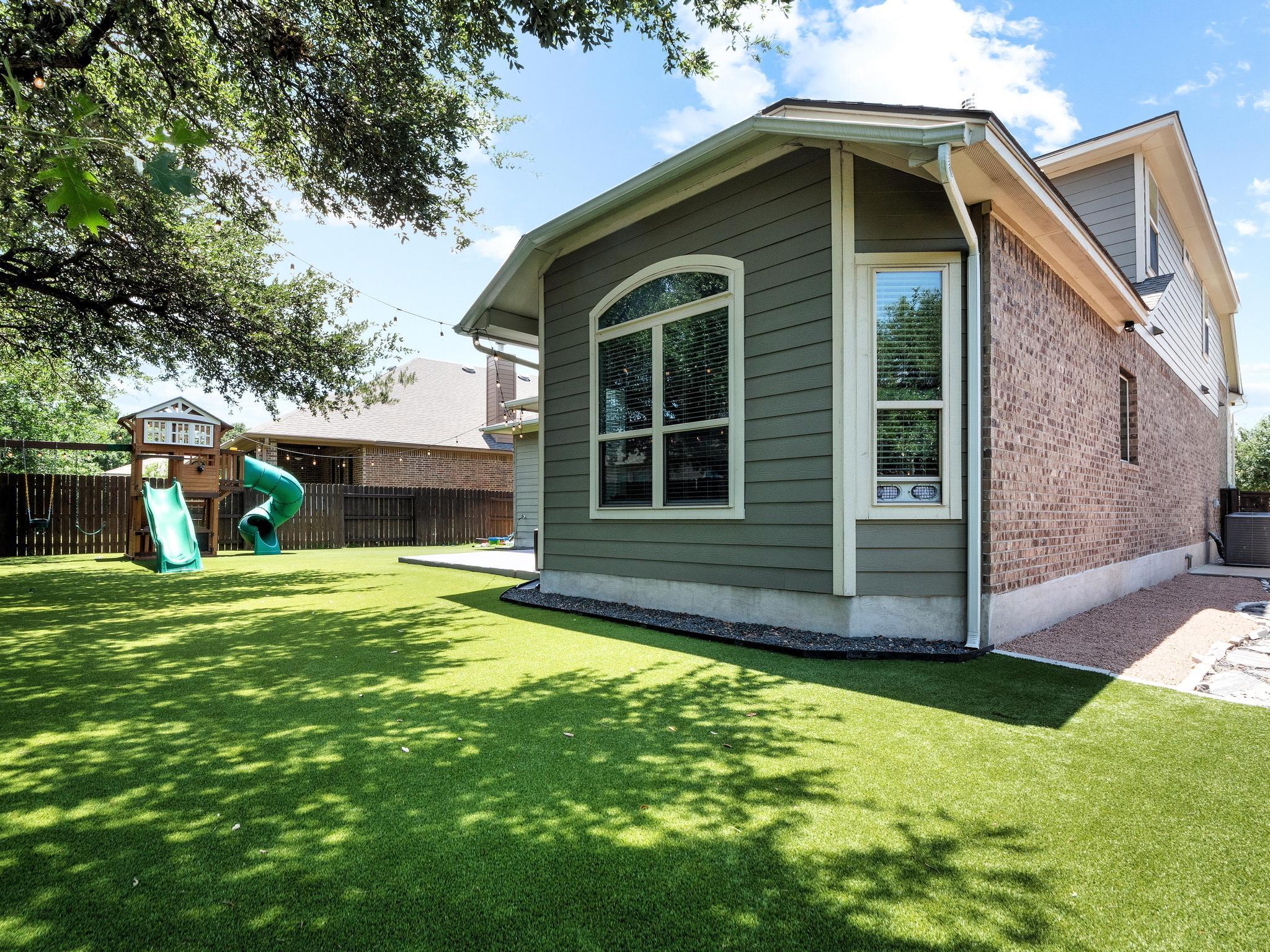 116 Claiborne Lake Ln Property Photo 35