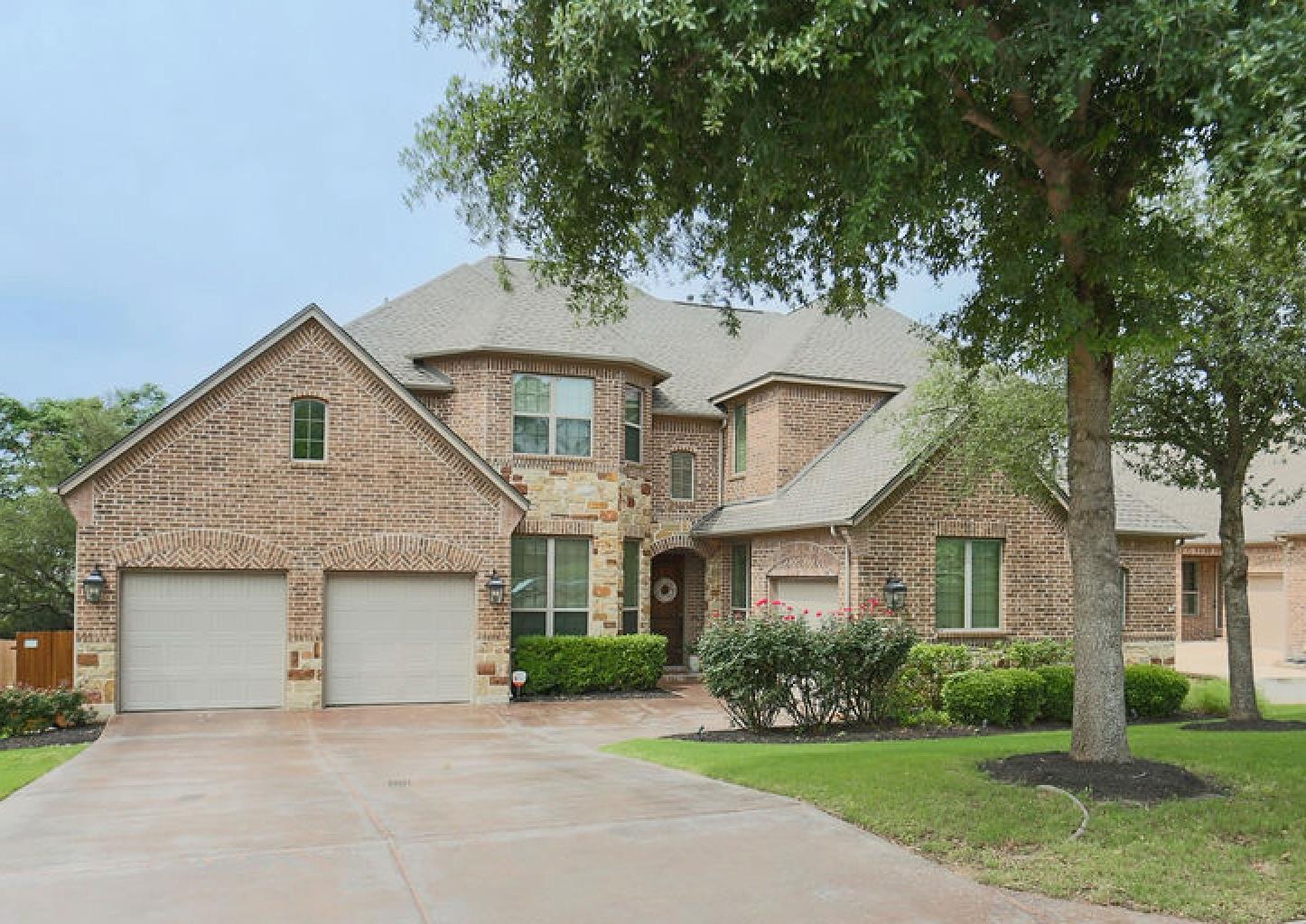 208 Mirafield Ln Property Photo 1