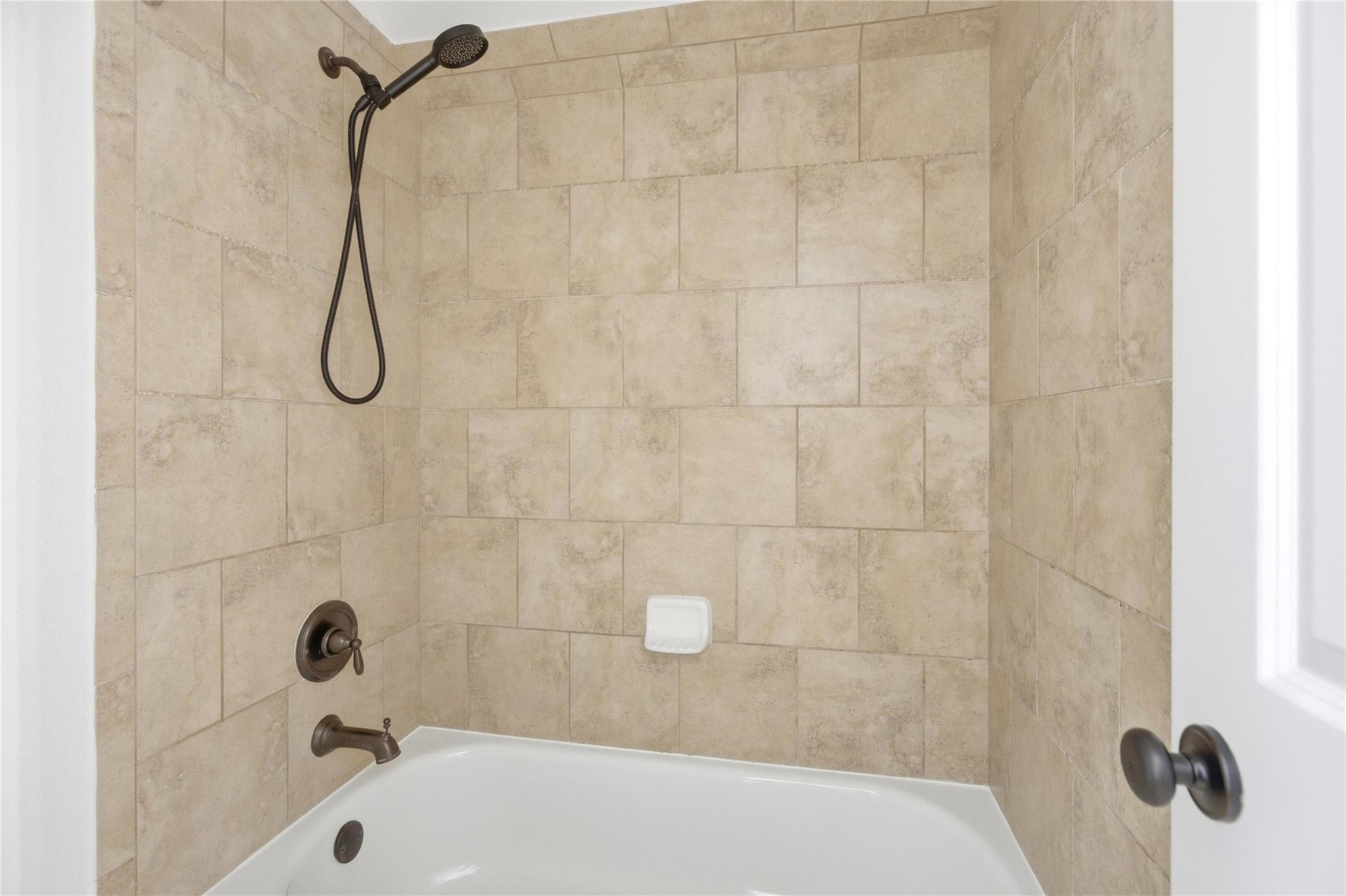 208 Mirafield Ln Property Photo 34
