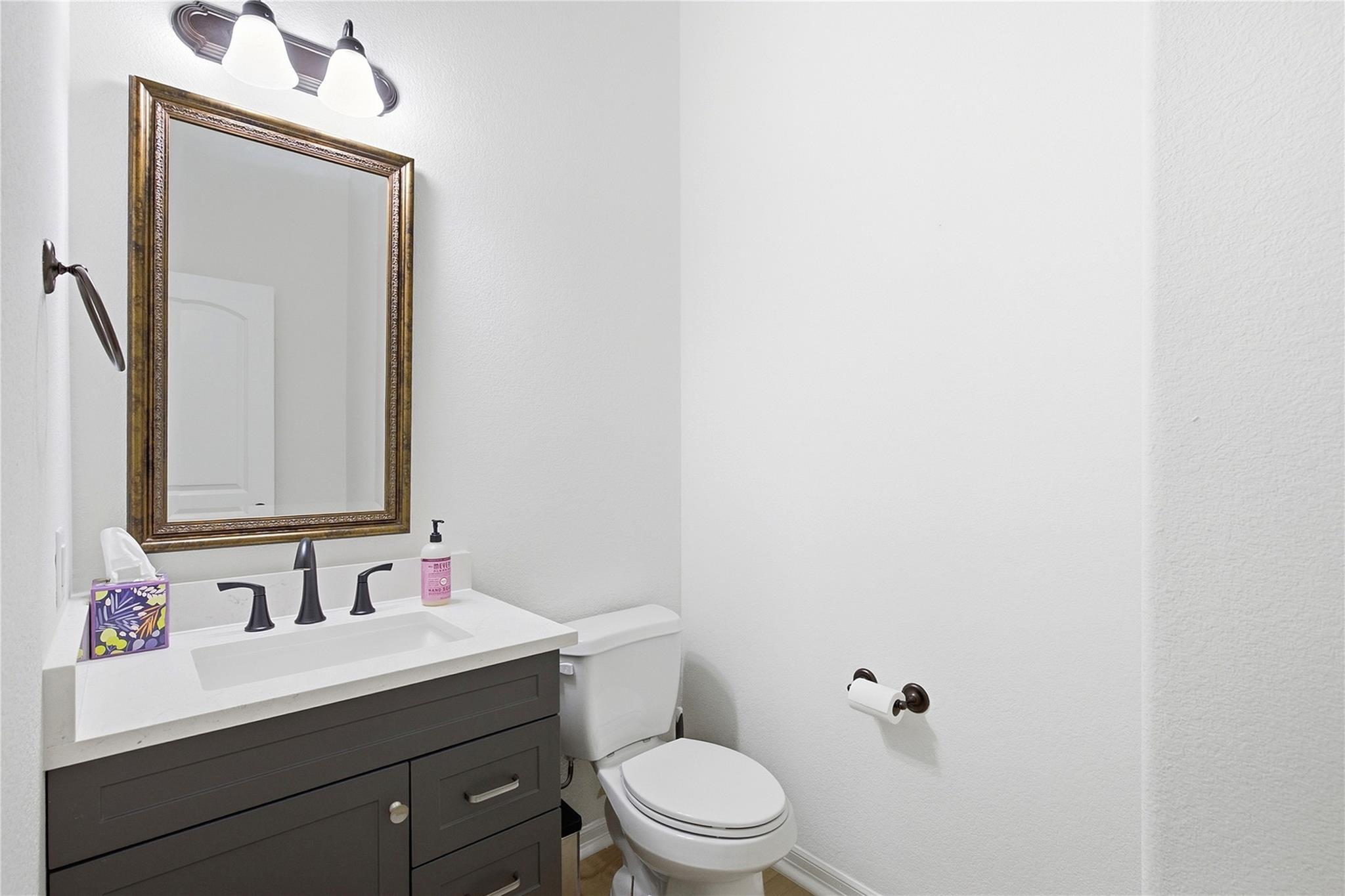 208 Mirafield Ln Property Photo 39
