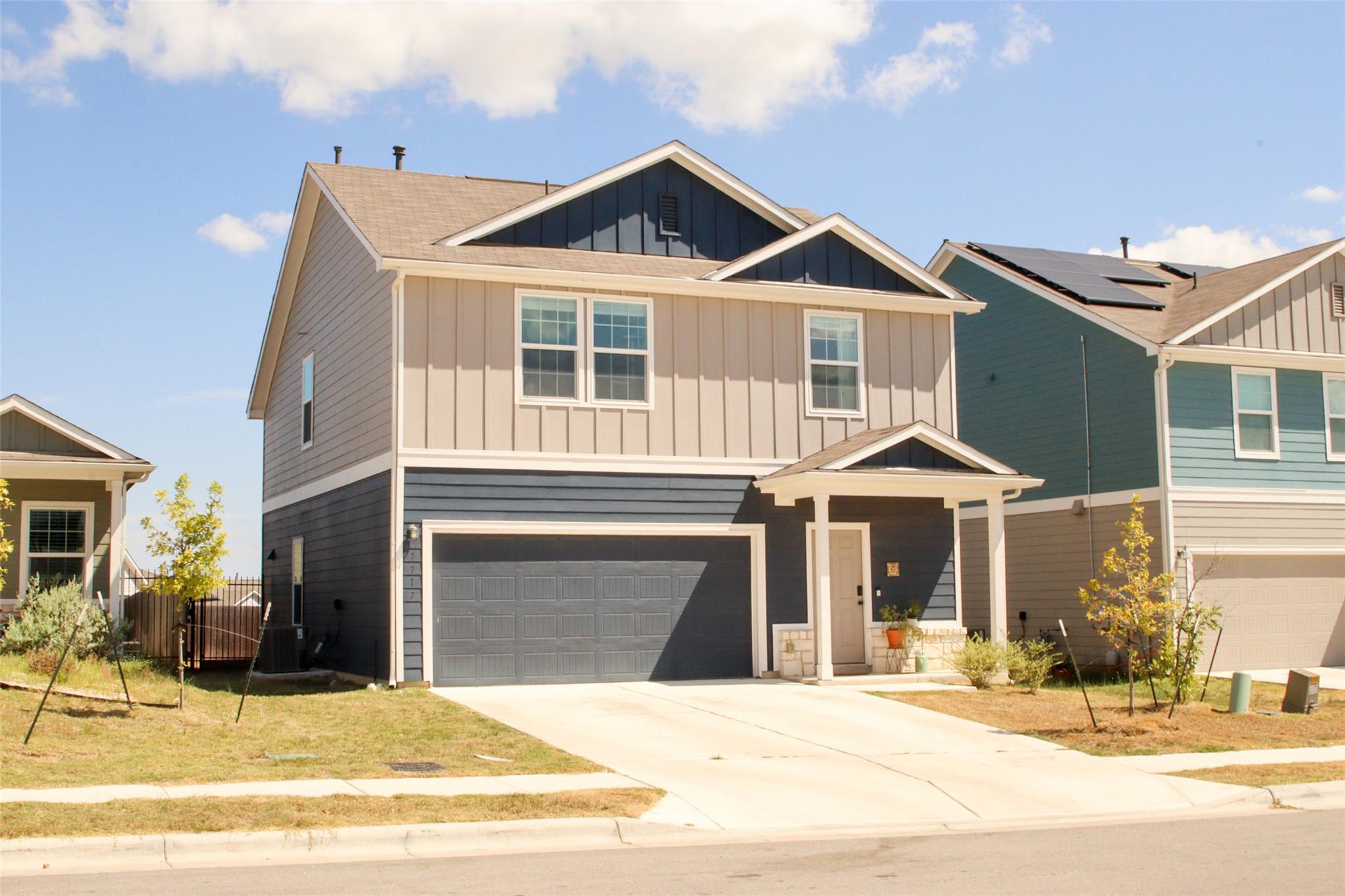 7717 Poppy Petal Loop Property Photo 1