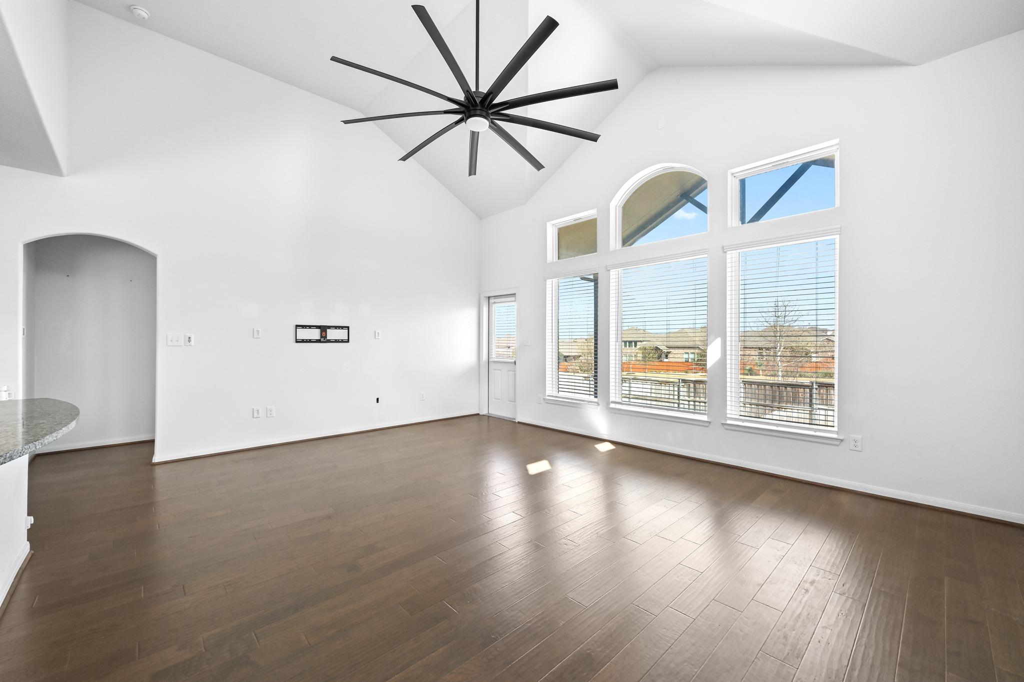 1022 Cherrystone Loop Property Photo 12