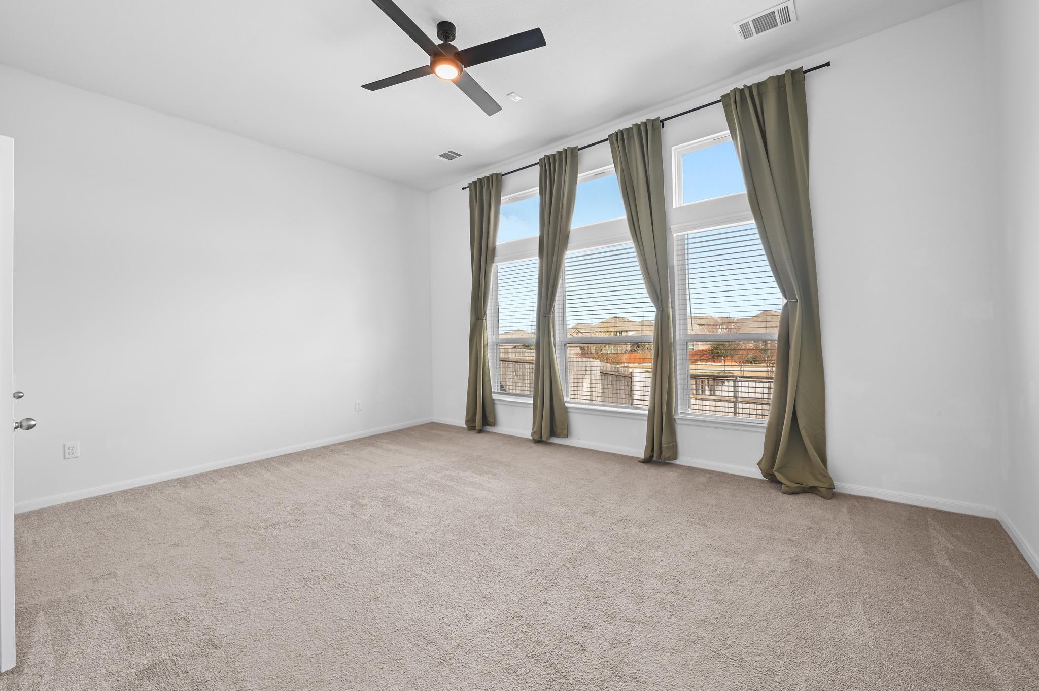 1022 Cherrystone Loop Property Photo 14
