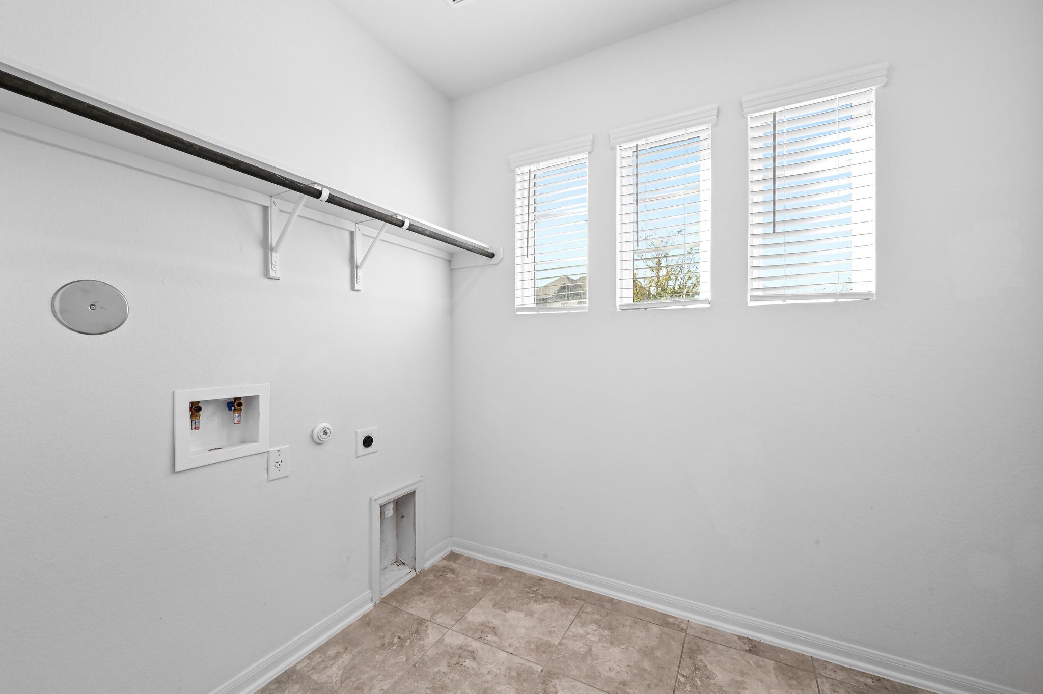 1022 Cherrystone Loop Property Photo 20