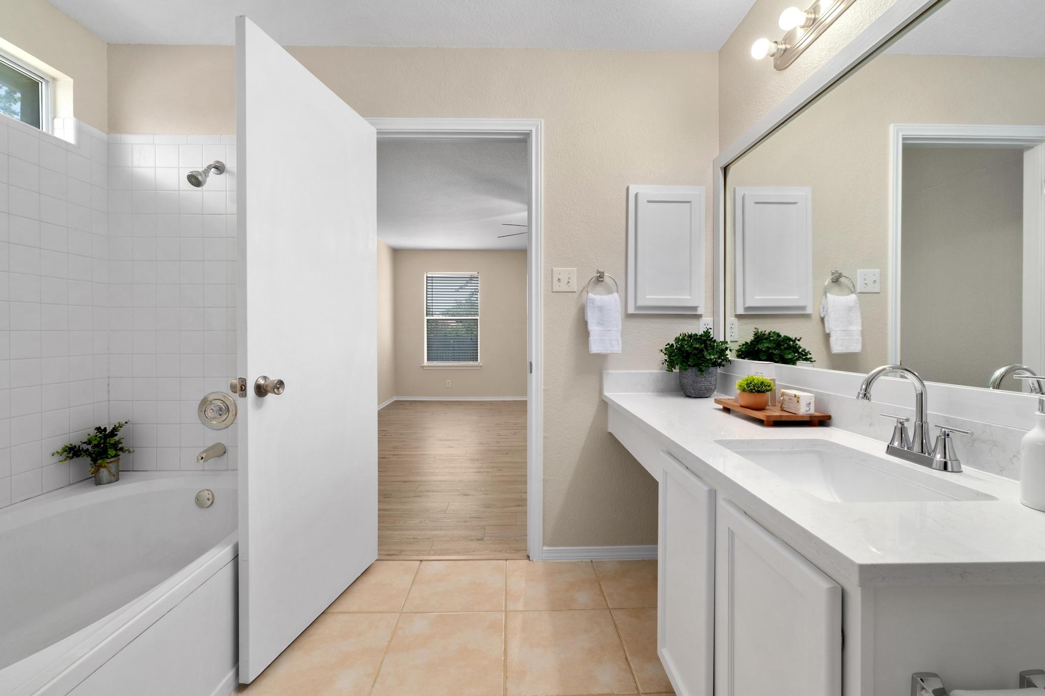 100 Bennett Cv Property Photo 16