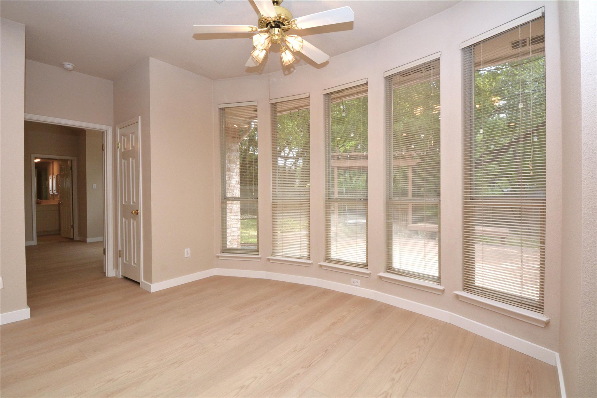 11509 Leon Grande Cv Property Photo 4