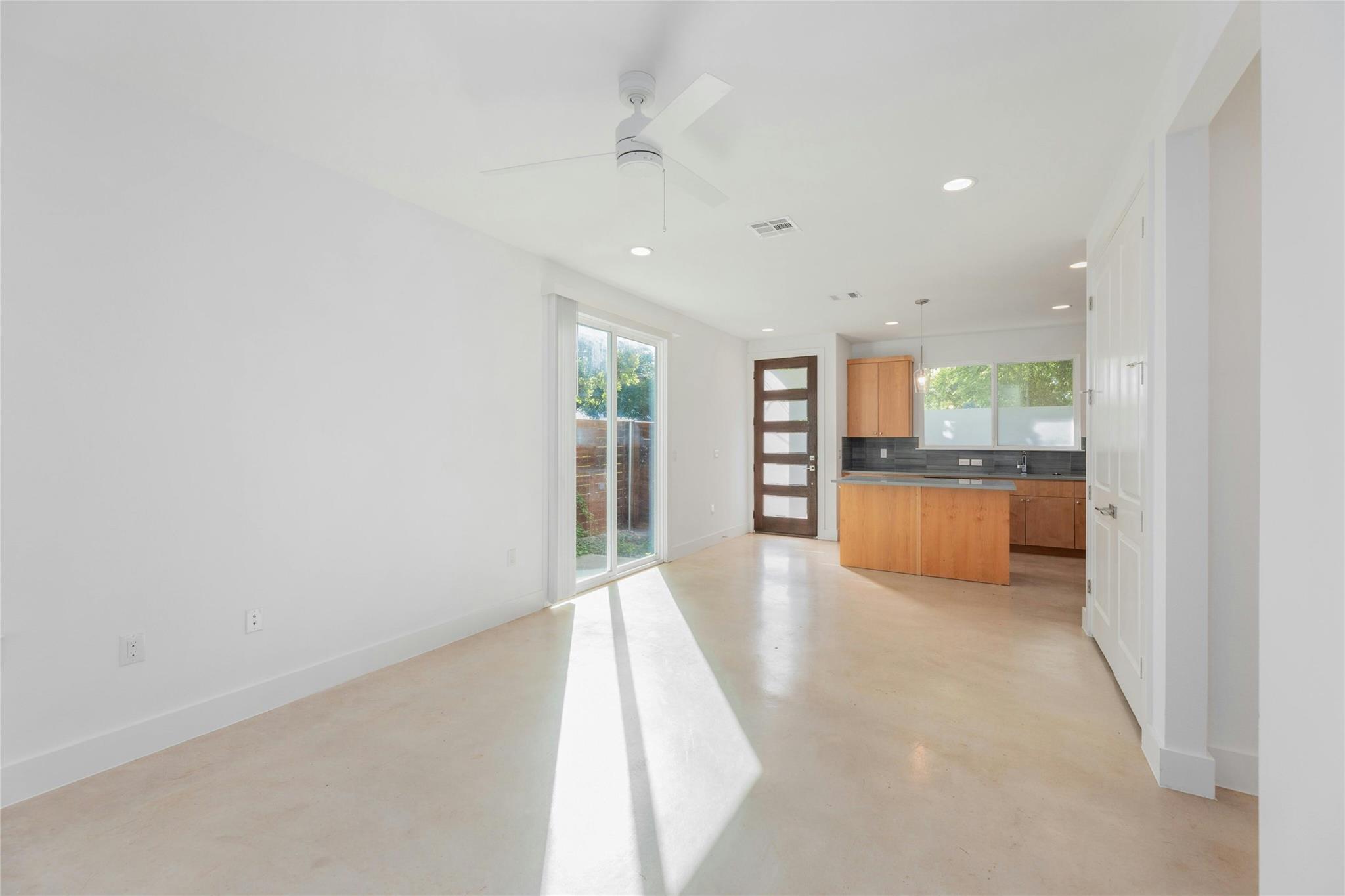 1114 Walton Ln #b Property Photo 14