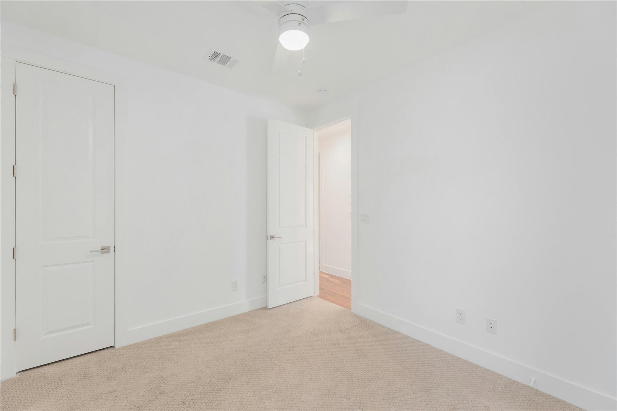 1114 Walton Ln #b Property Photo 18