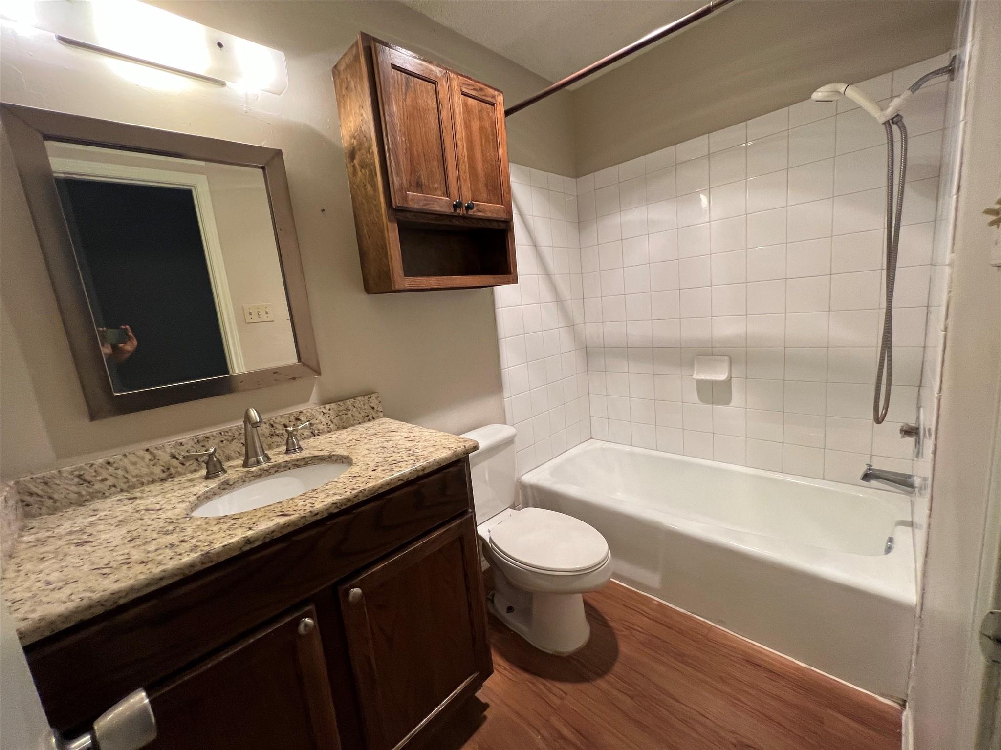 9106 Japonica Ct Property Photo 6