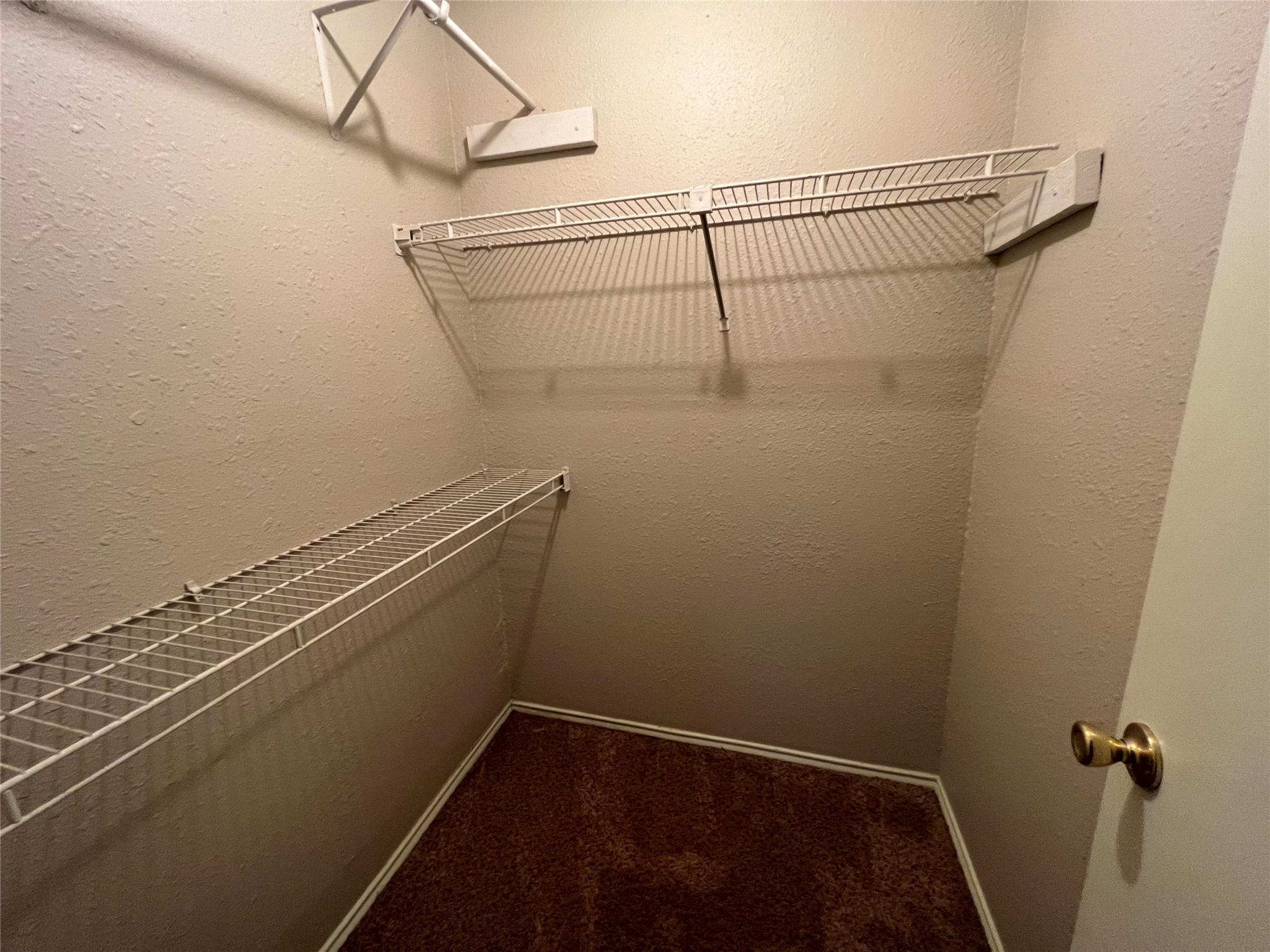 9106 Japonica Ct Property Photo 8