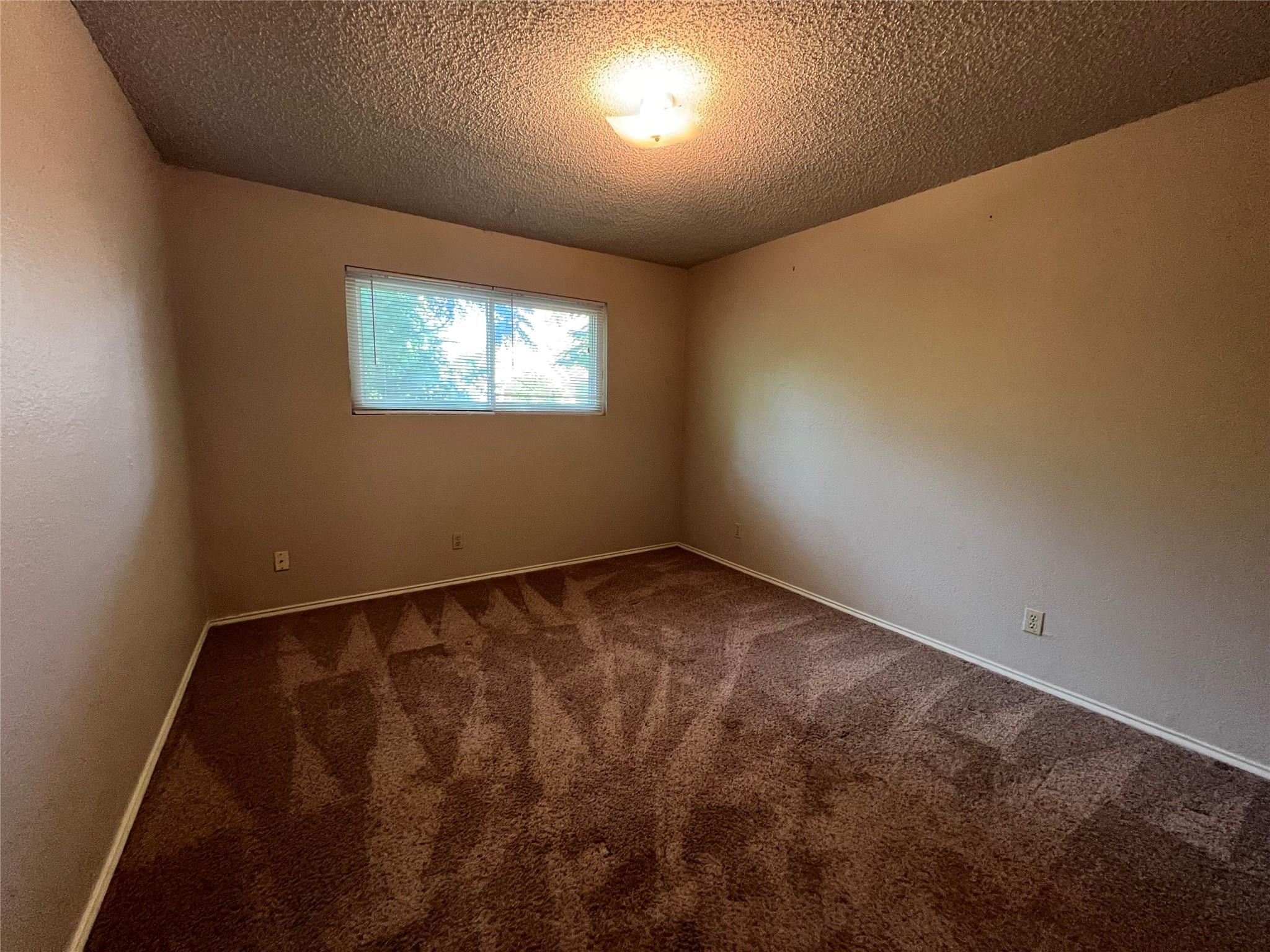 9106 Japonica Ct Property Photo 9