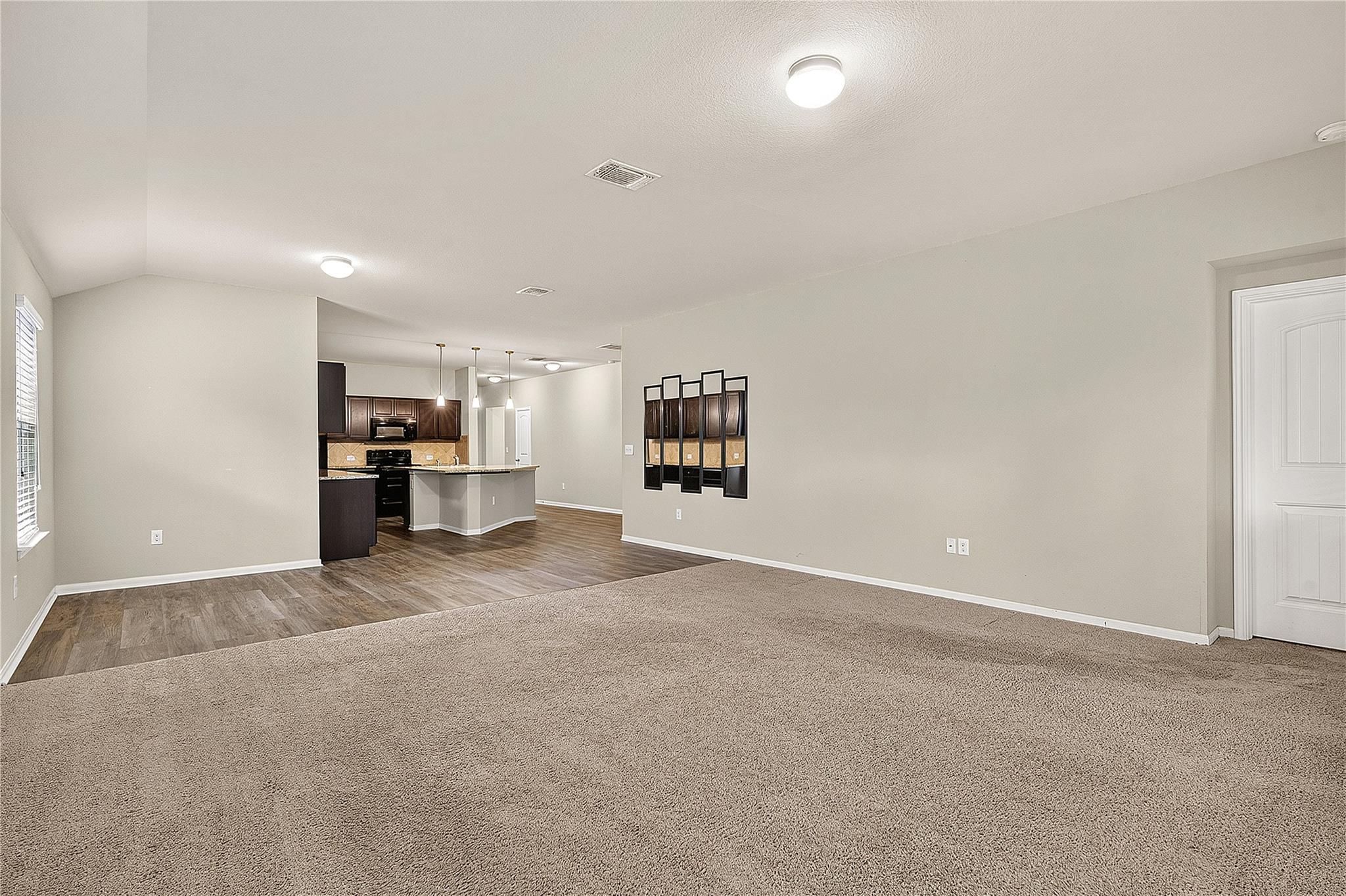 11820 Jamie Dr Property Photo 8