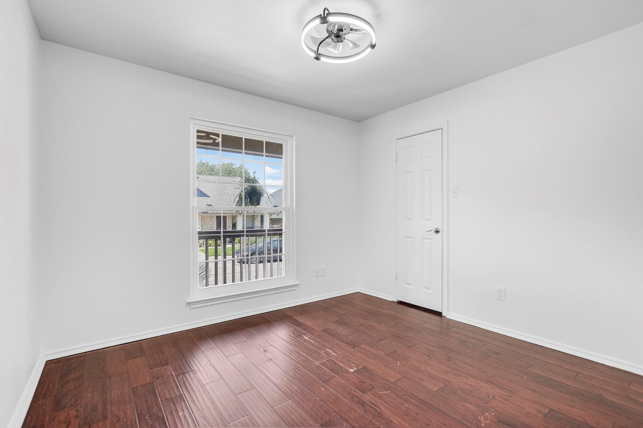 1813 Rosenborough Ln N Property Photo 26