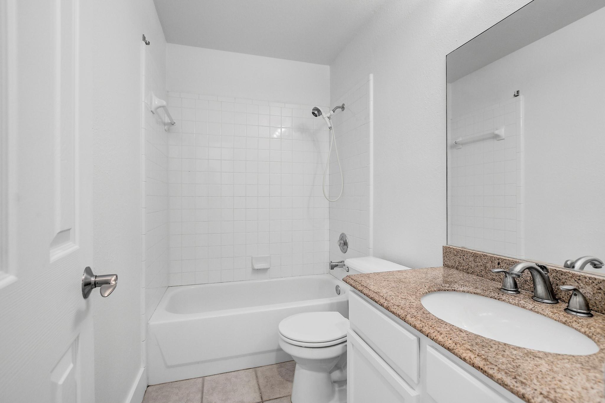 1813 Rosenborough Ln N Property Photo 29