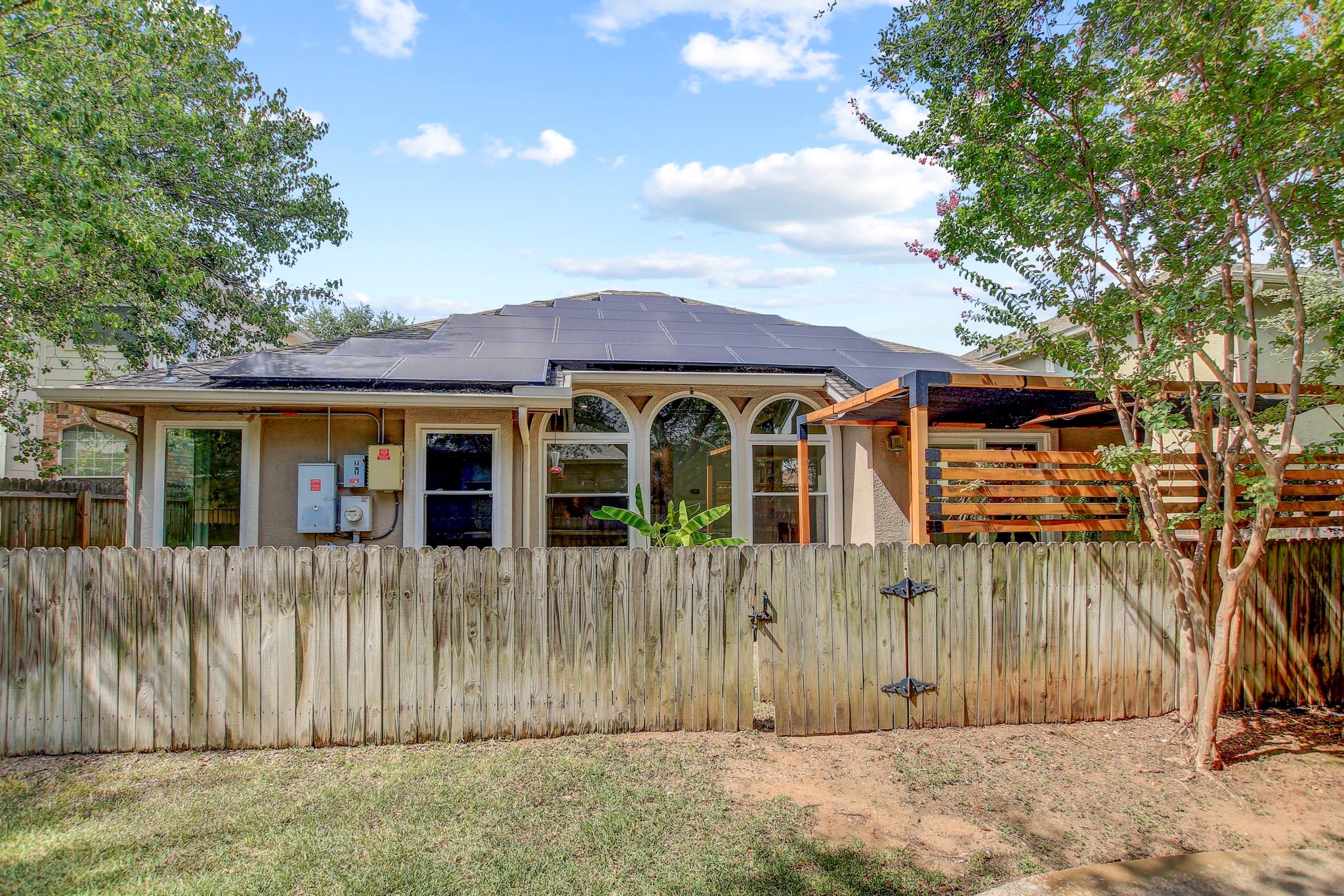 1813 Rosenborough Ln N Property Photo 34