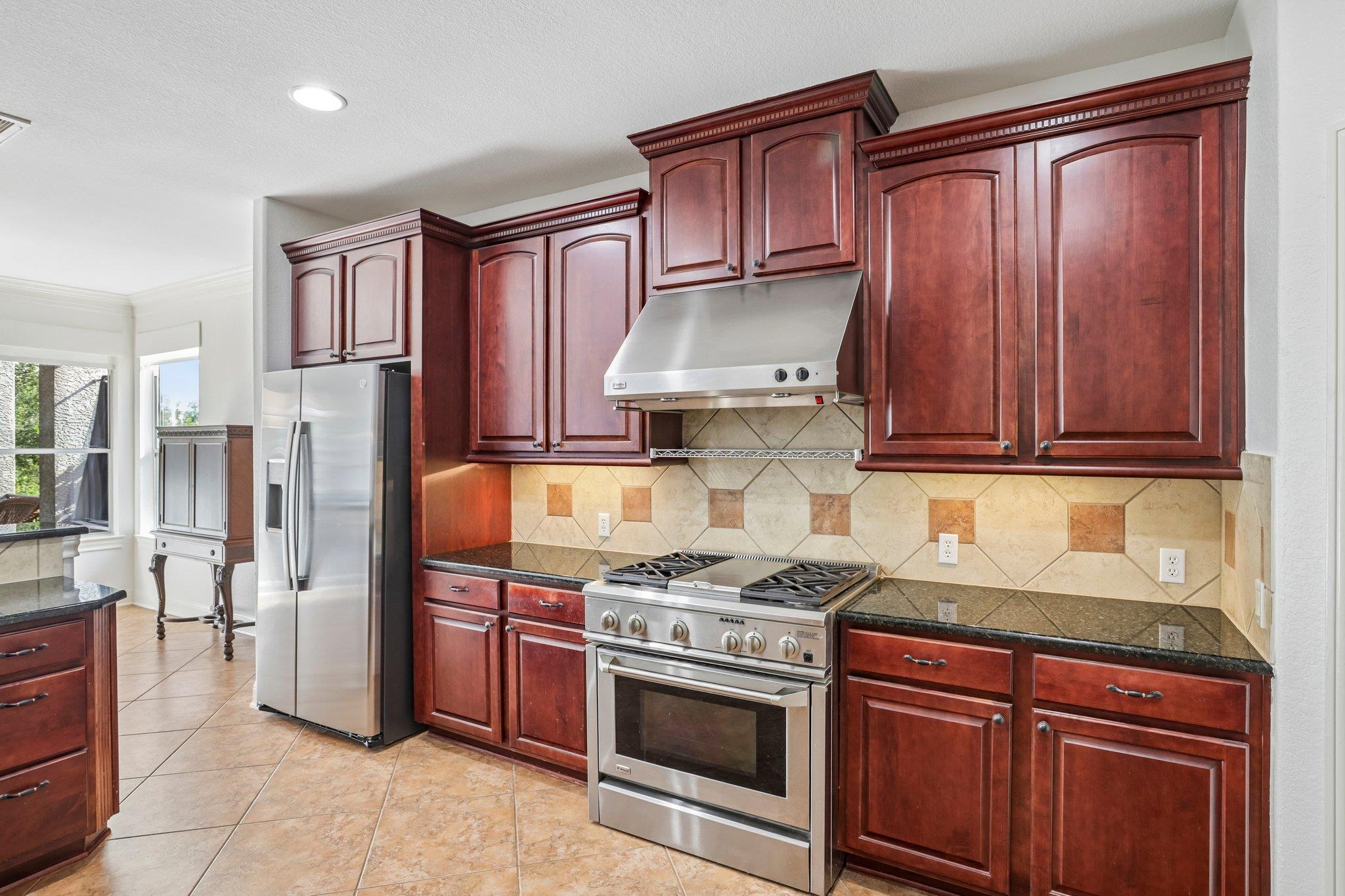 11400 Woodland Hills Trl Property Photo 7