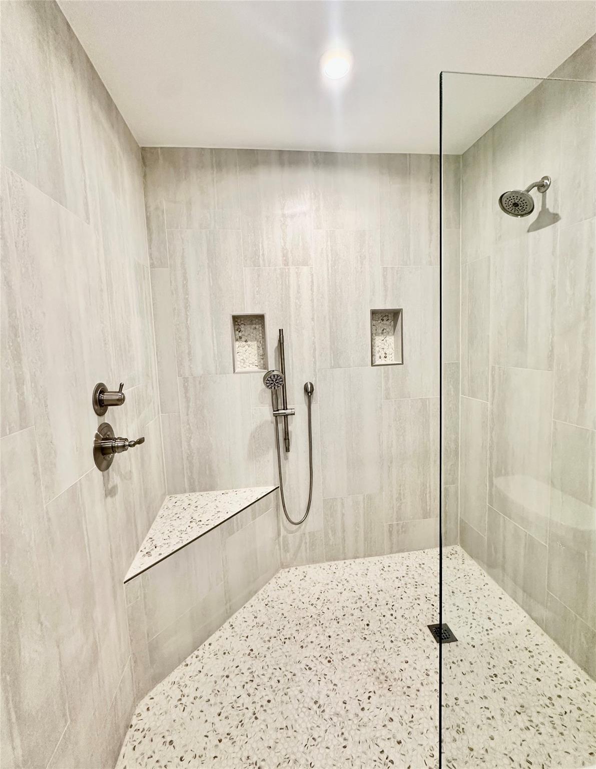 8111 Middle Ct Property Photo 22